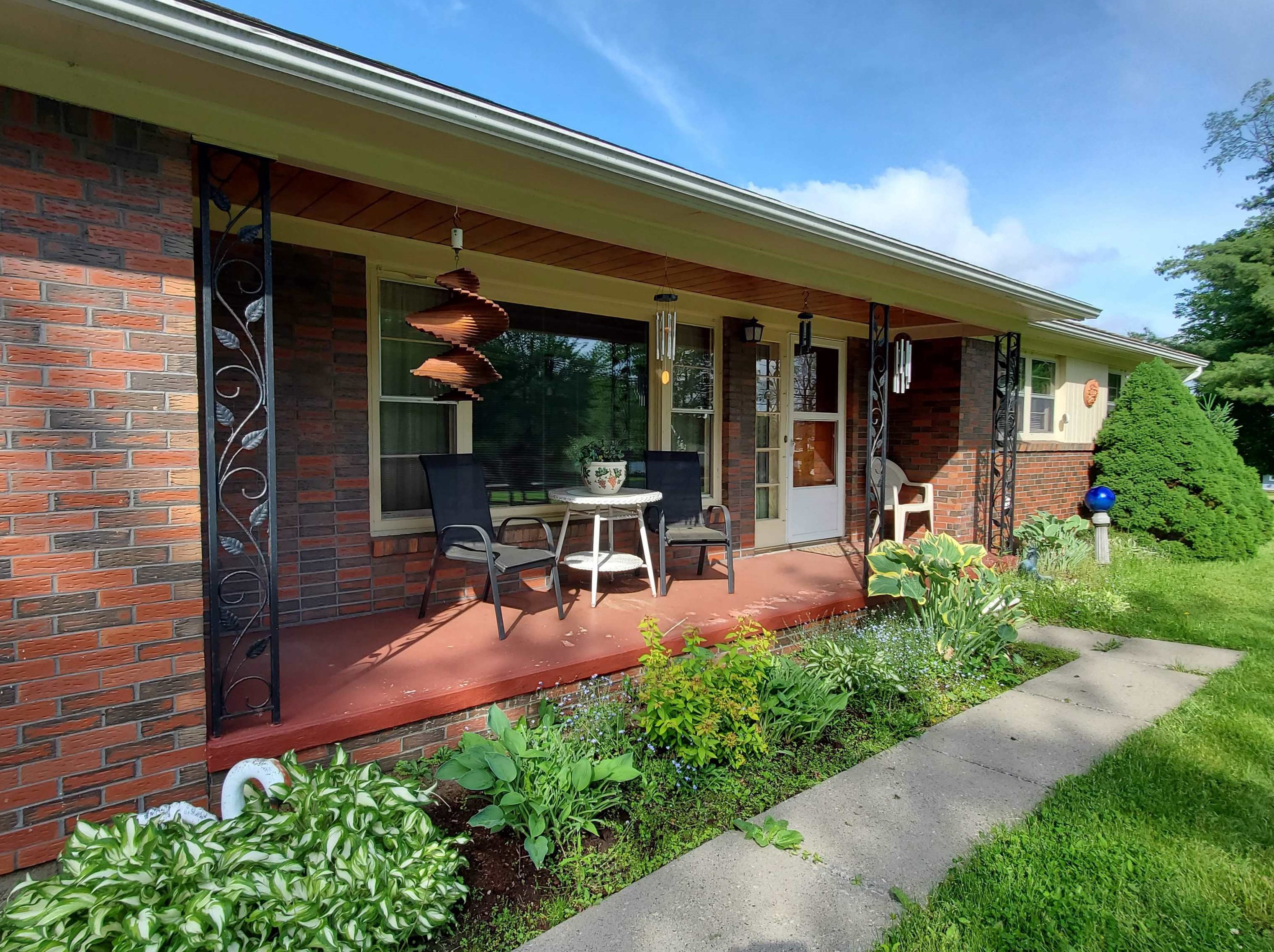 276 Shaker Hill Rd, Enfield, NH 03748