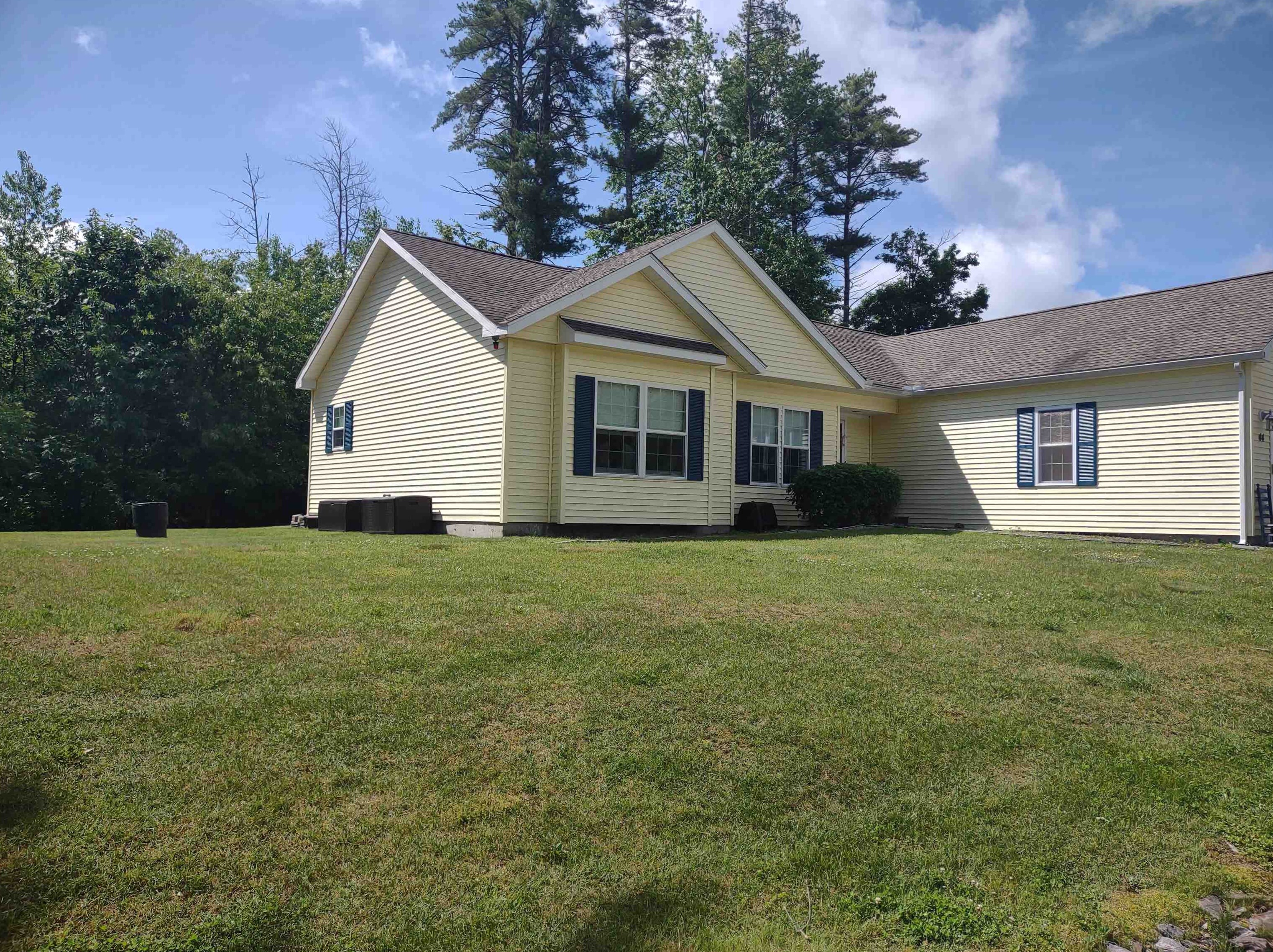 44 Sarasota Ln #4-48, Laconia, NH 03246