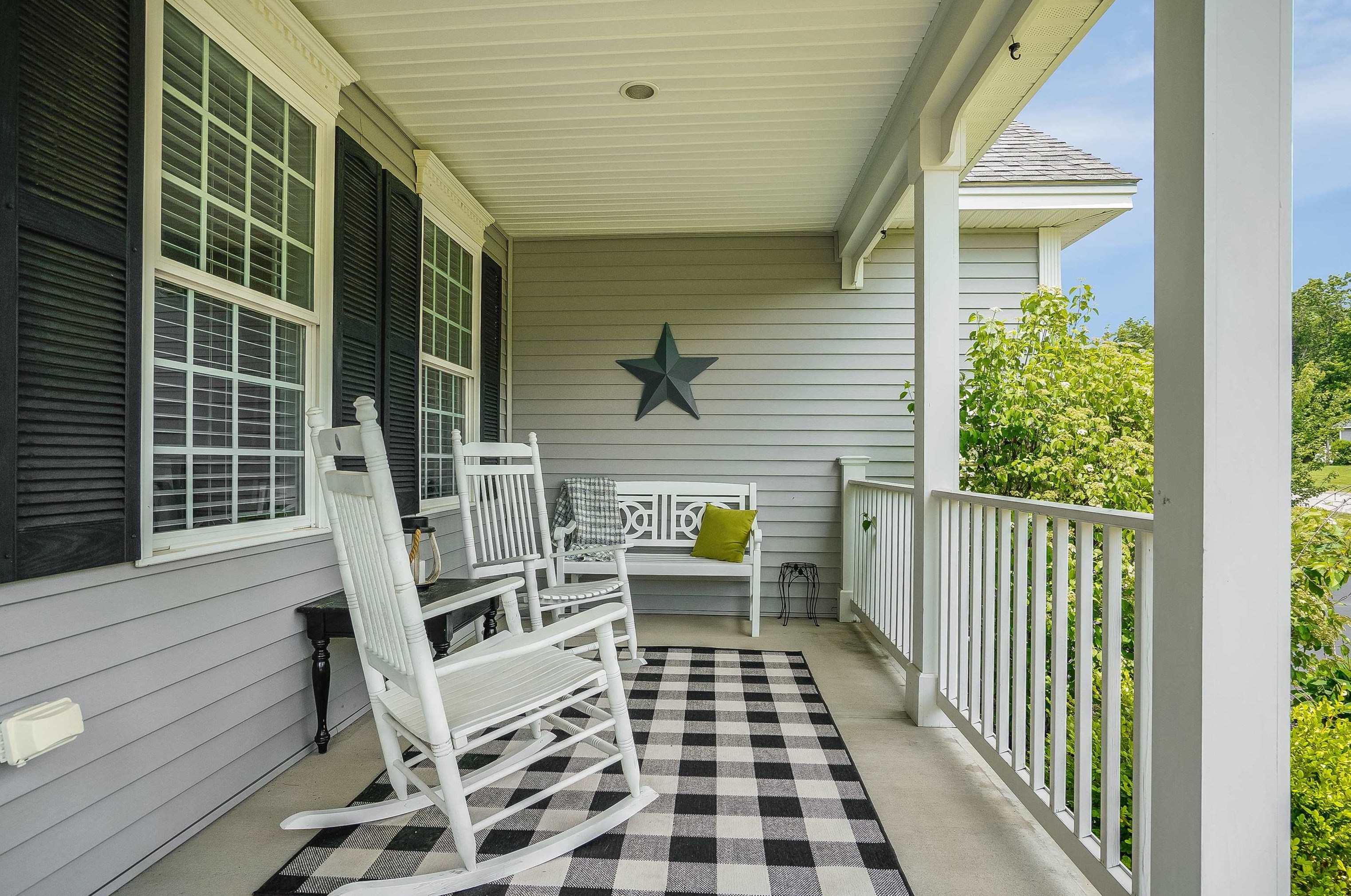 55 Hunter Mill Way, Londonderry, NH 03053