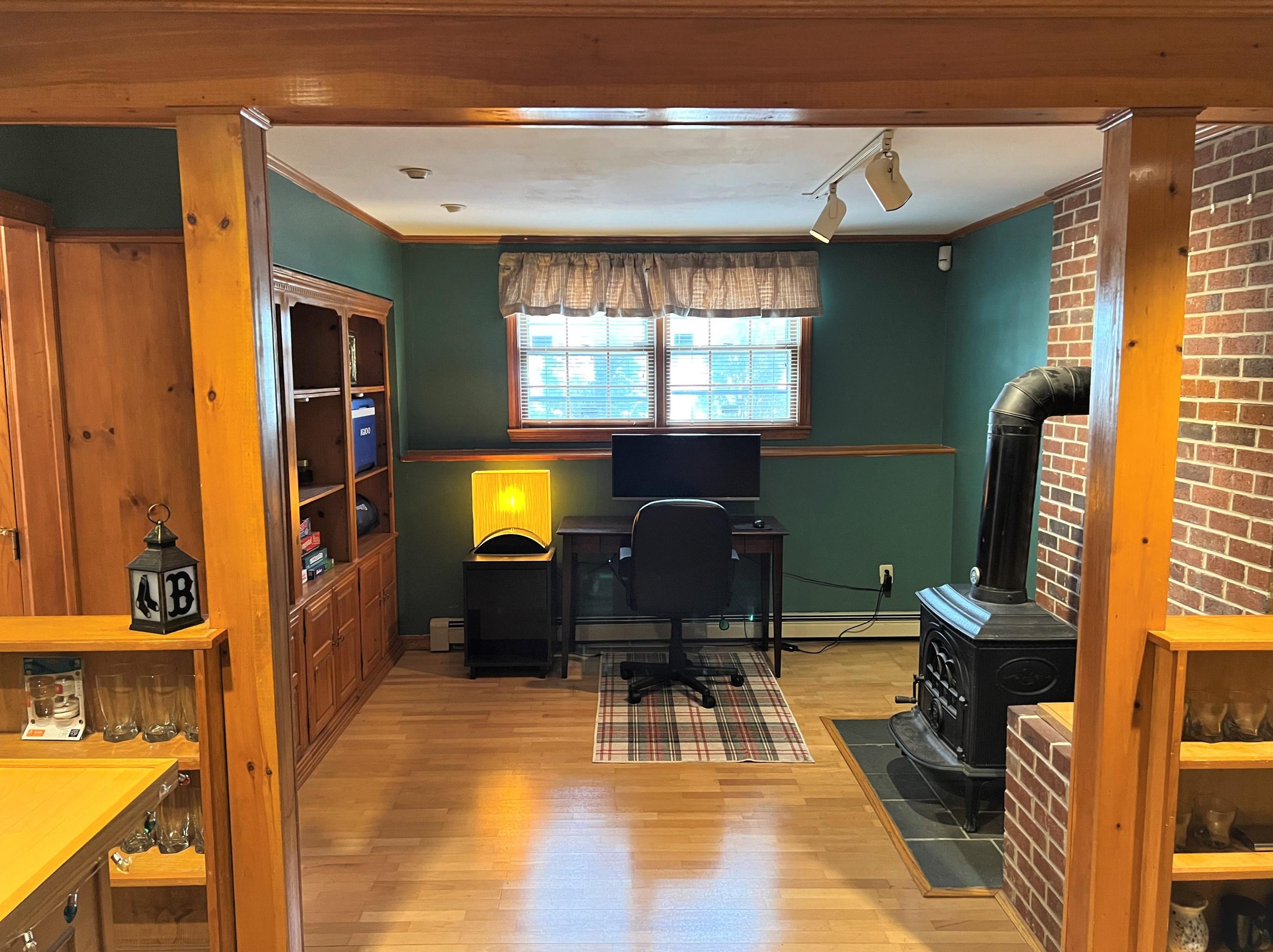 20 Smyth Ln, Manchester NH  03104-4048 exterior