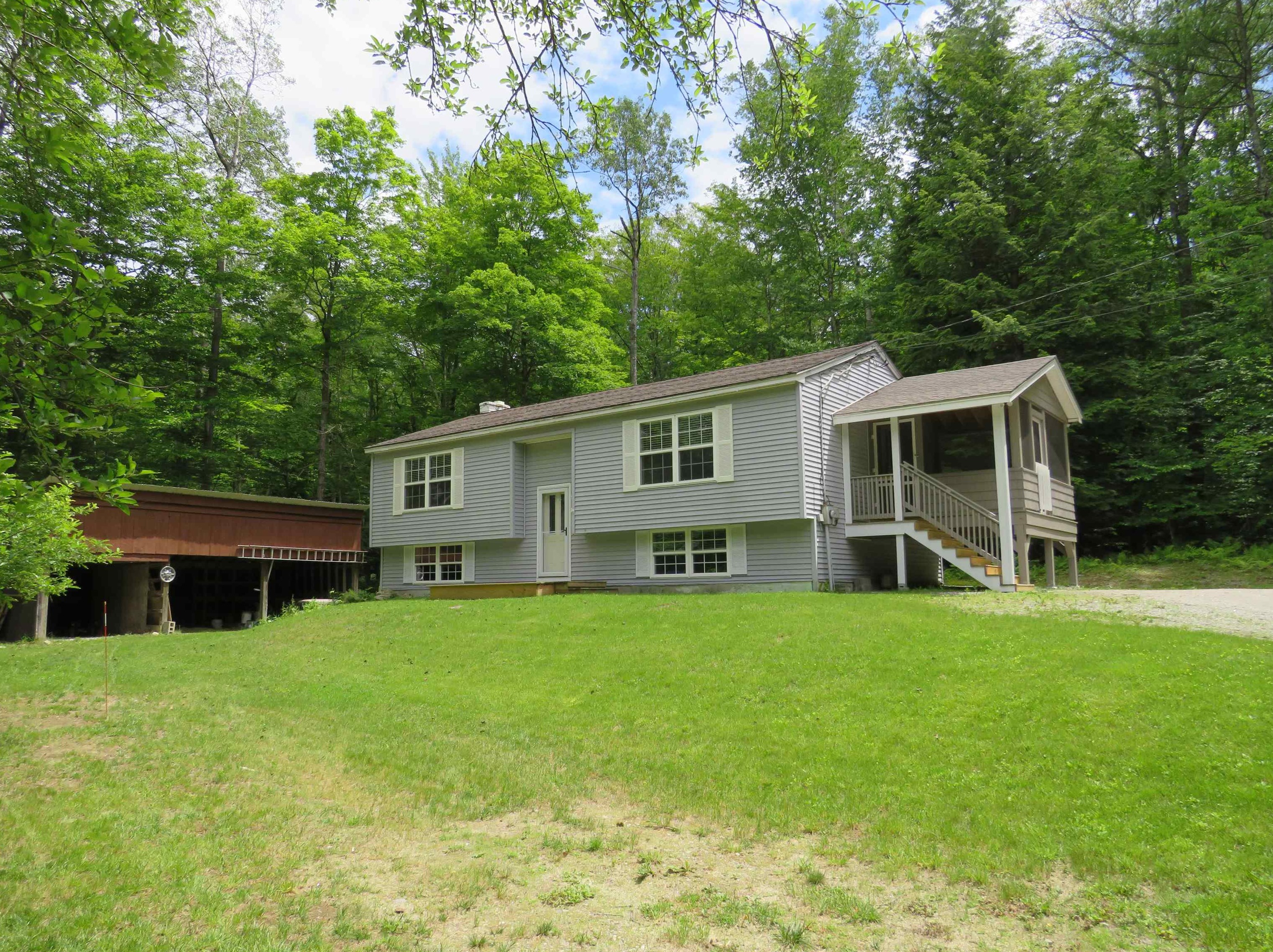 221 Cummings Hill Rd, Bridgewater, NH 03264