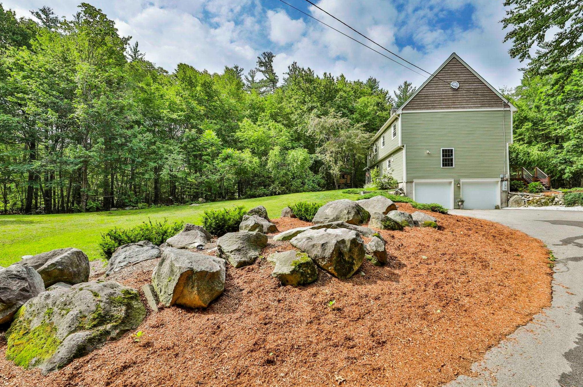 221 Hayden Rd, Hollis, NH 03049