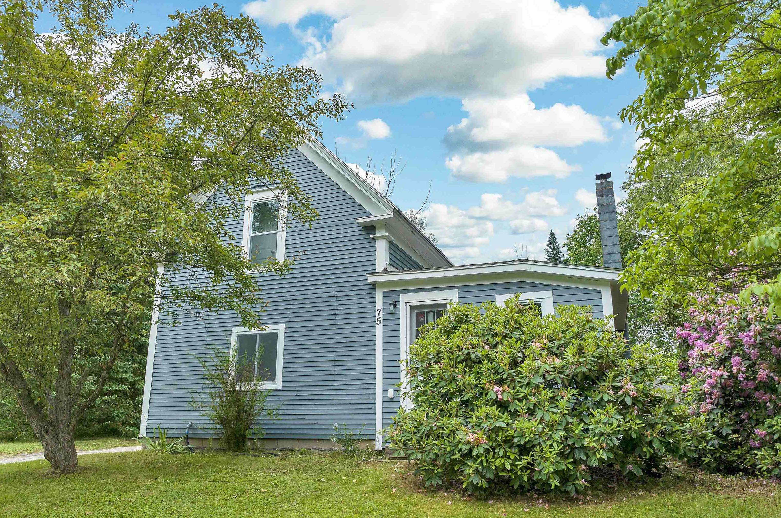 75 Main St, Belmont, NH 03220