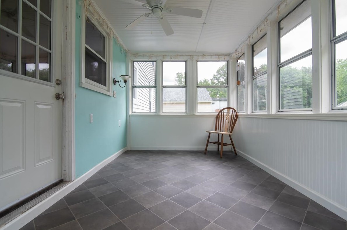 21 S Jewett St, Manchester, NH 03103