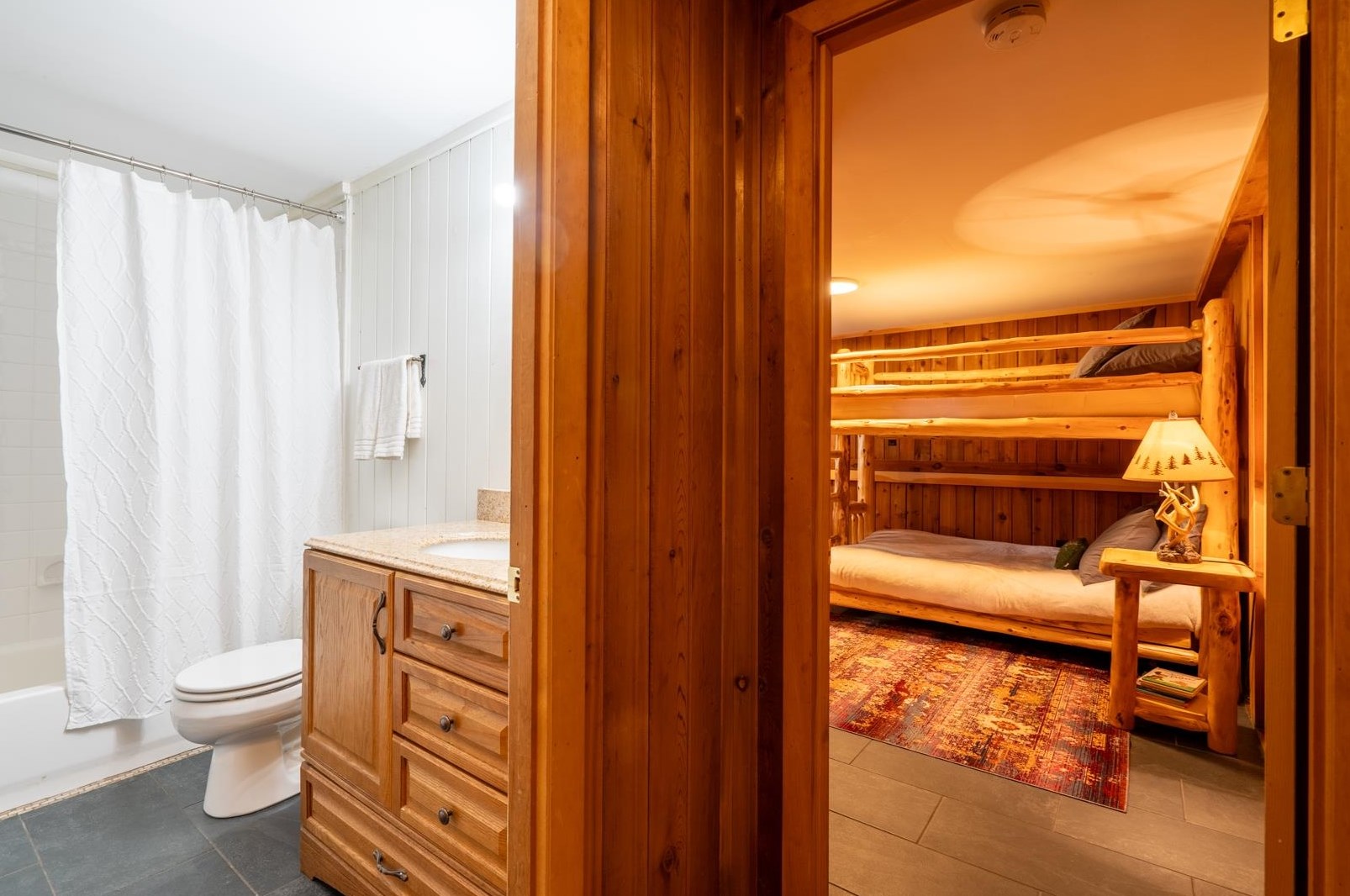 15 Brookhurst Ln, Meredith NH  03253-7107 exterior