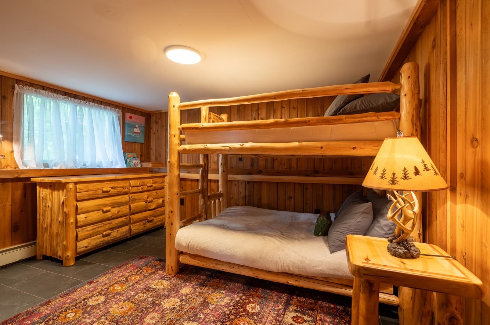 15 Brookhurst Ln, Meredith NH  03253-7107 exterior