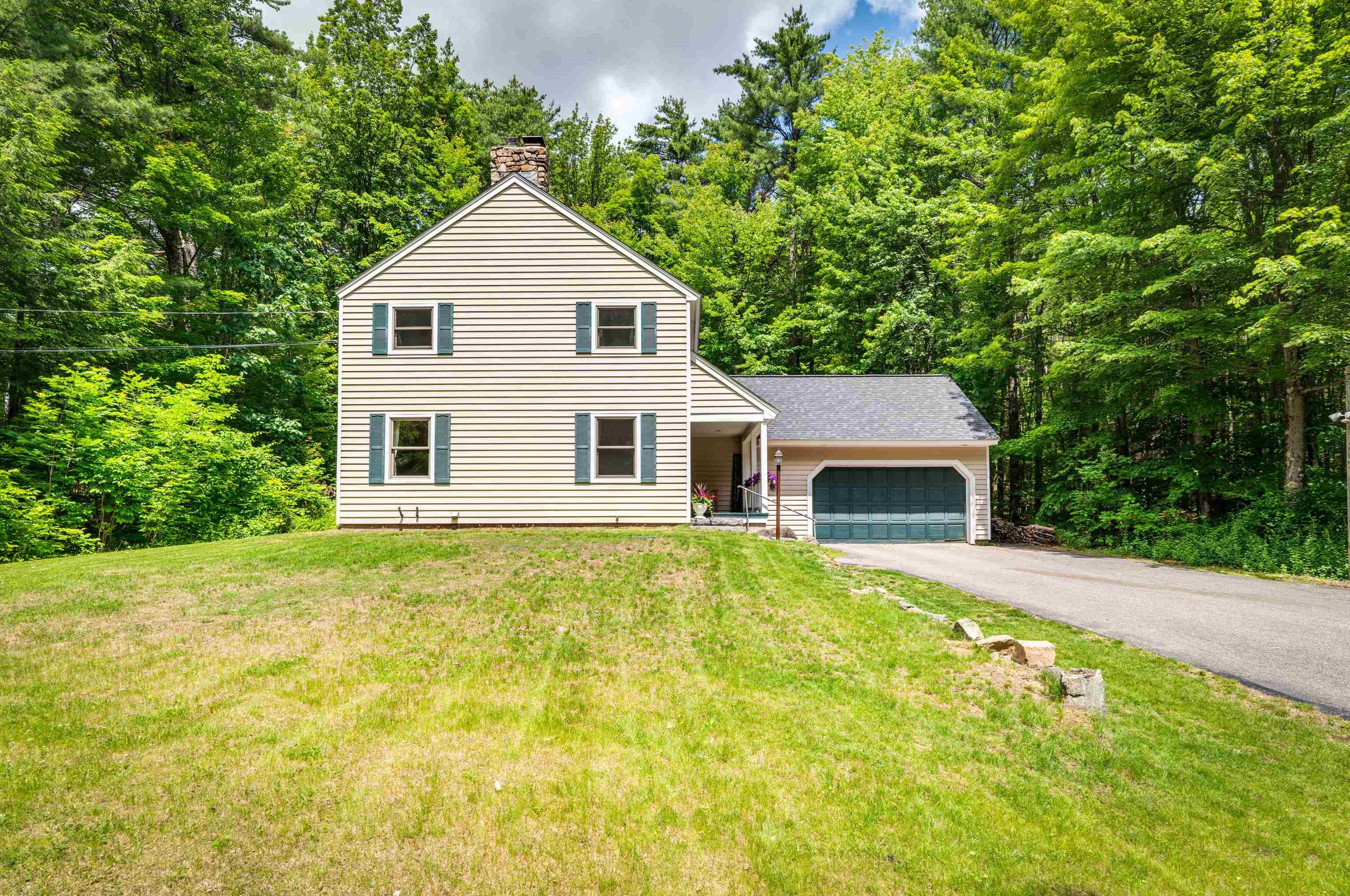 4 Winona Shores Rd, Meredith, NH 03253-6014