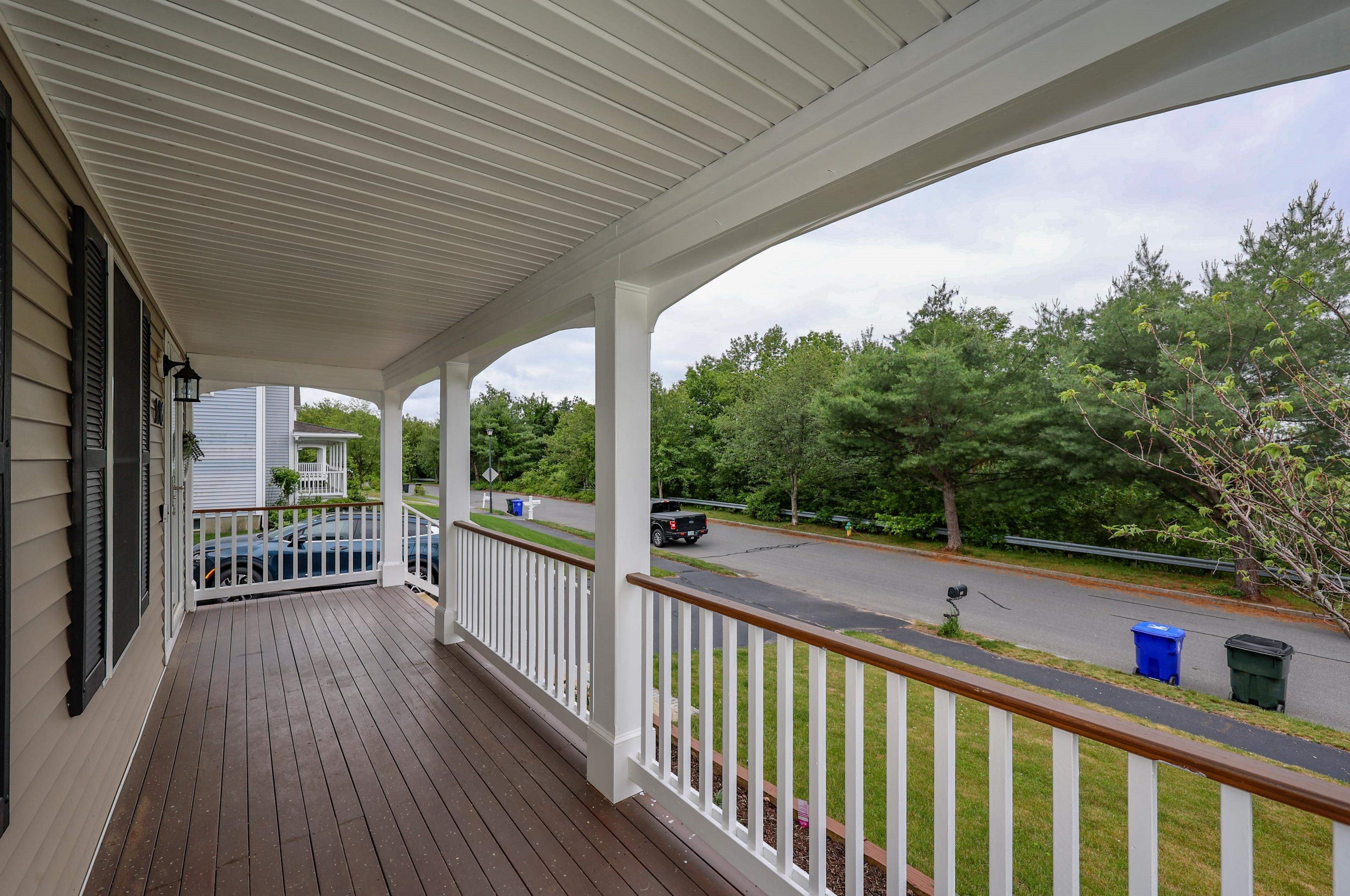 106 Whittington St, Manchester NH  03104-6487 exterior