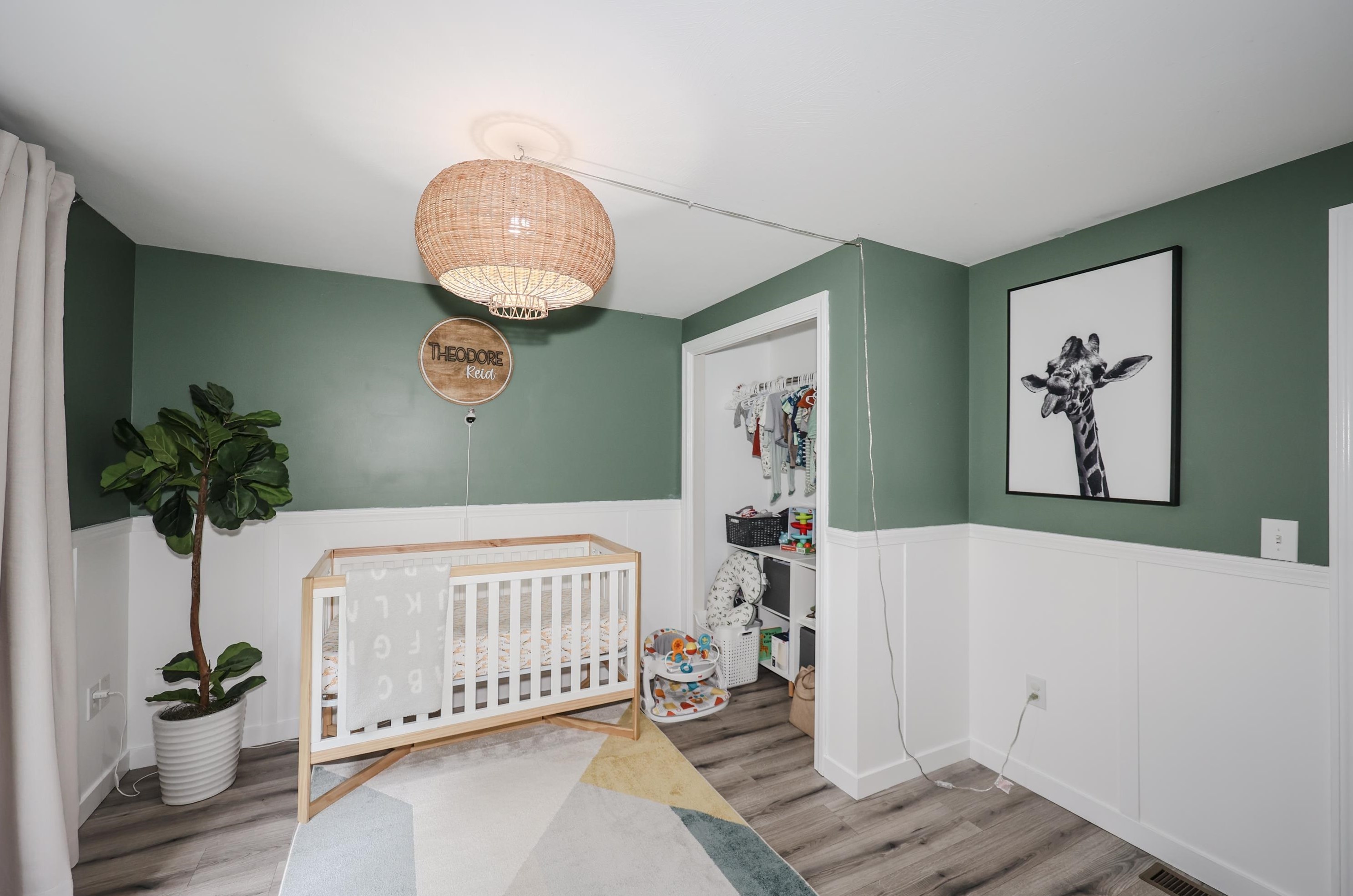 106 Whittington St, Manchester NH  03104-6487 exterior