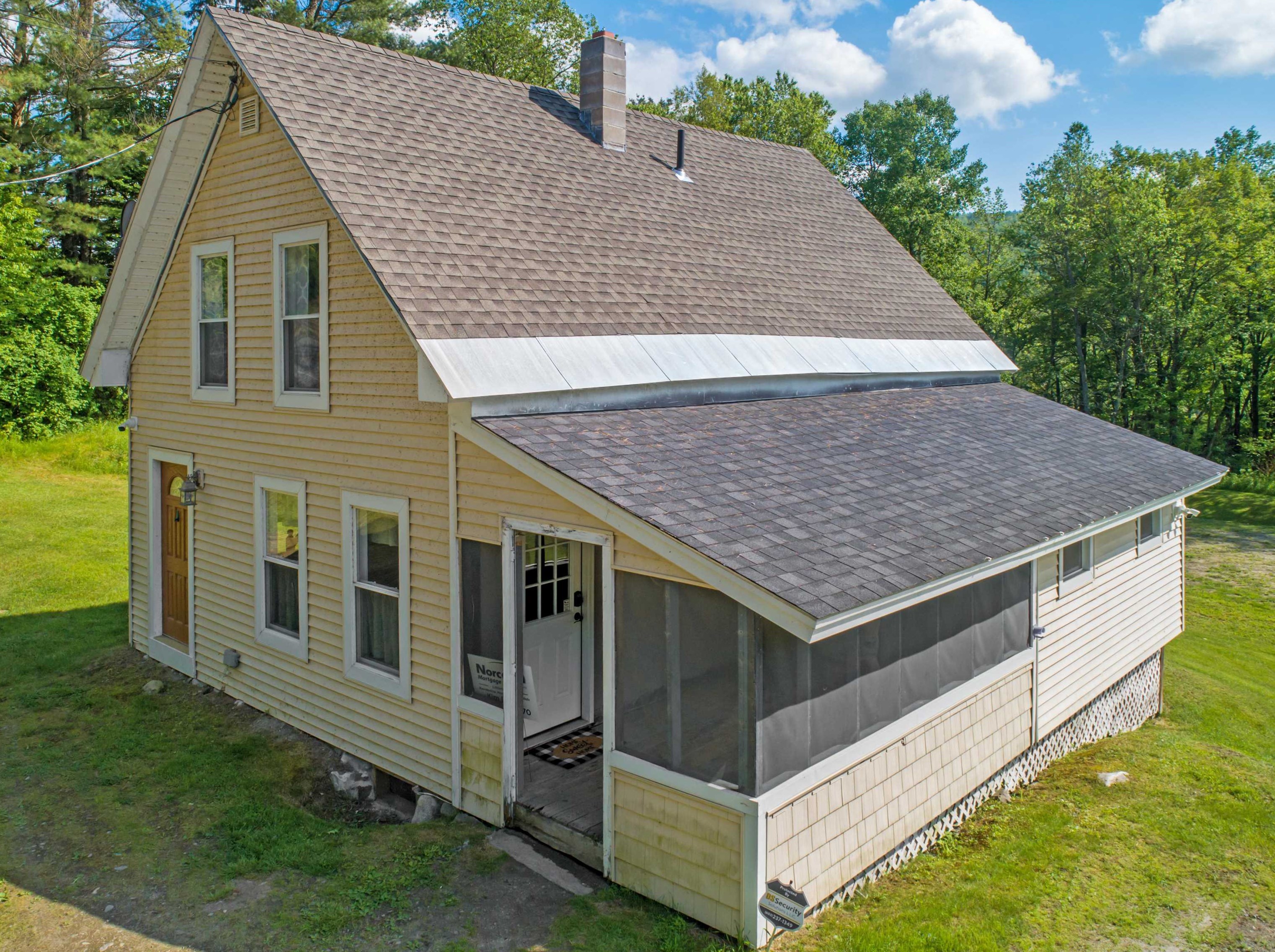 552 Whitefield Rd, Carroll, NH 03598