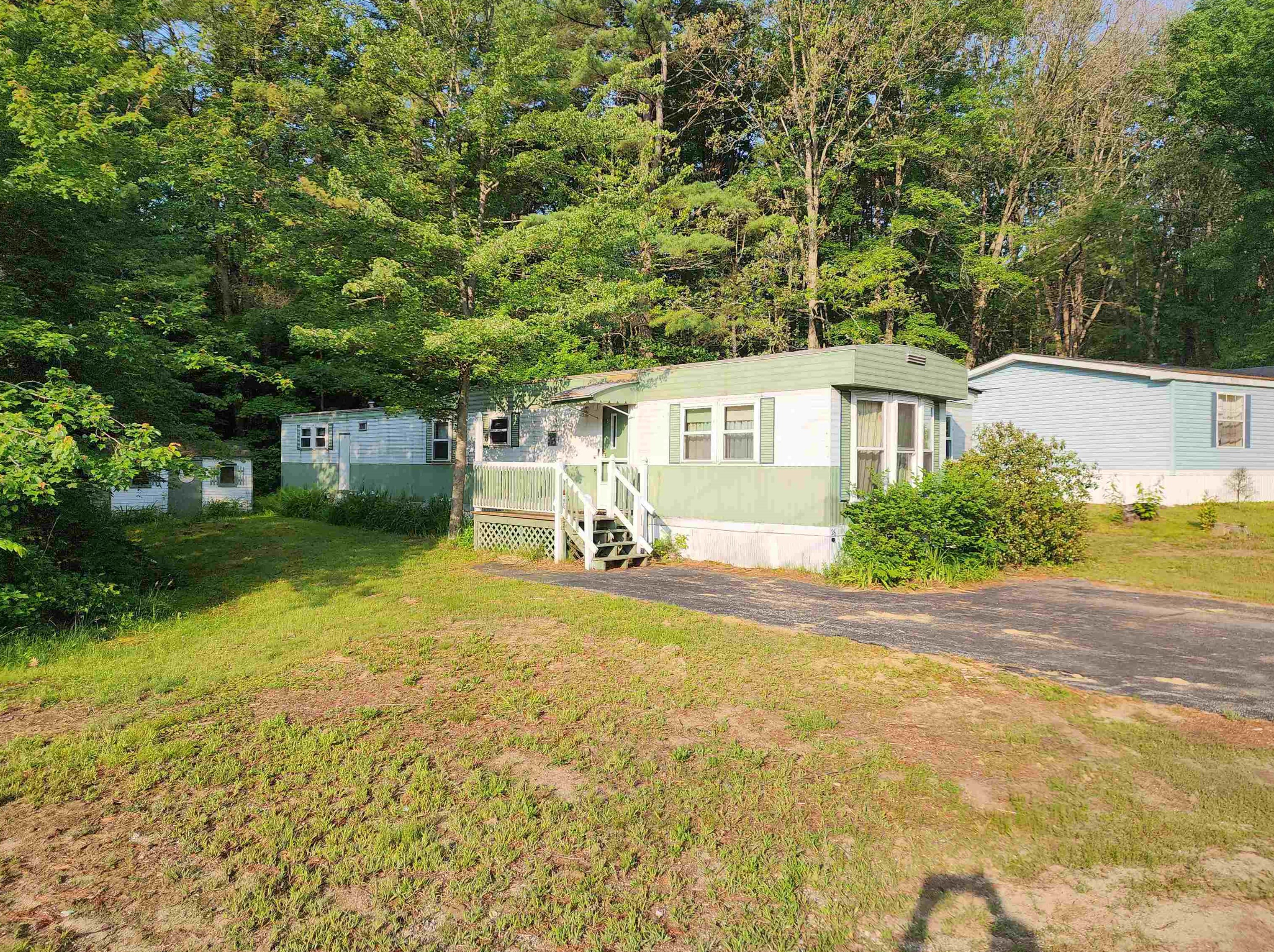 26 Roland Dr, Allenstown, NH 03275