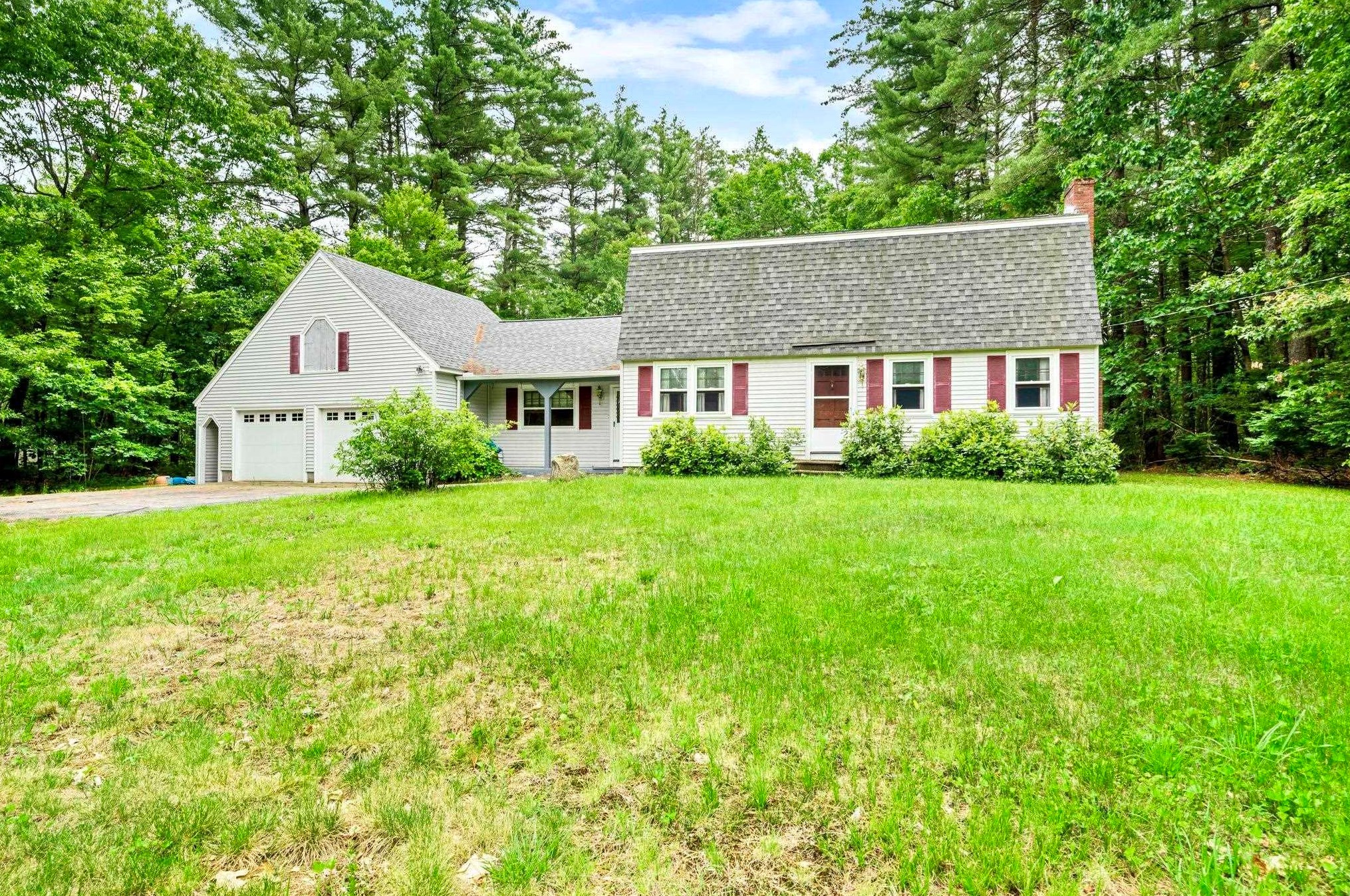 27 Cross Rd, Amherst, NH 03031