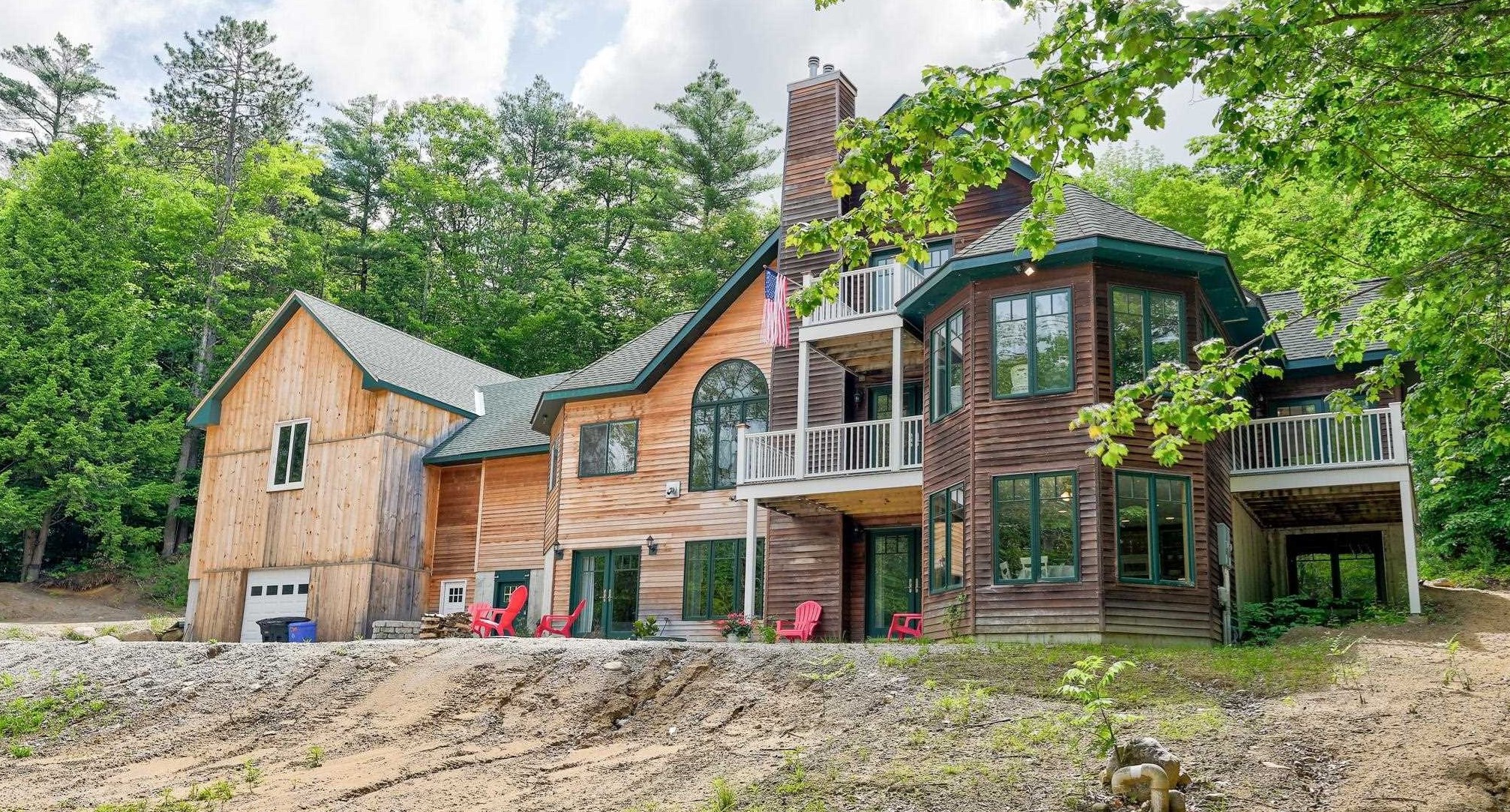 49 Nacomia Dr, Madison, NH 03849