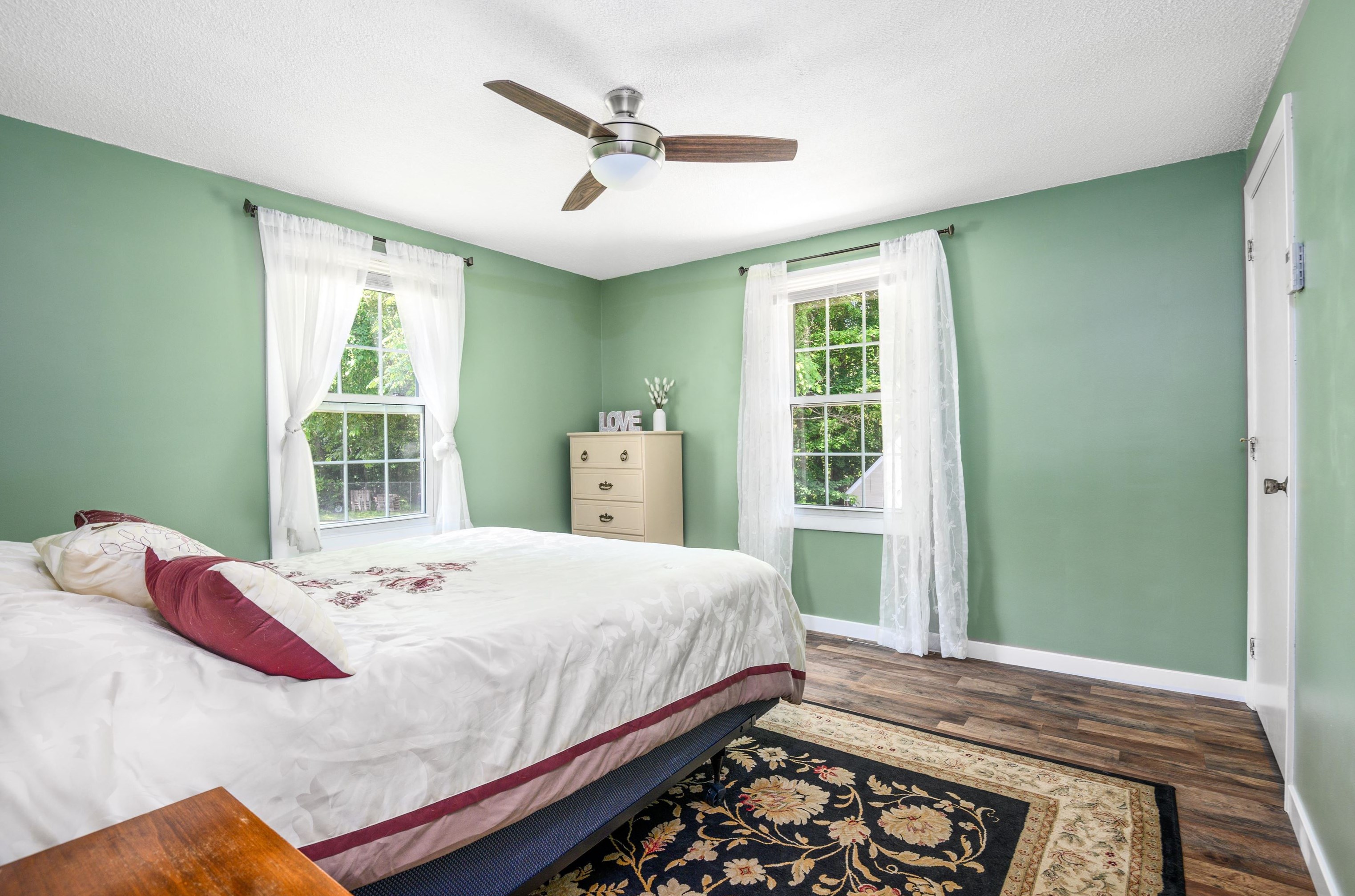 58 Autumn St, Rochester NH  03868-8500 exterior