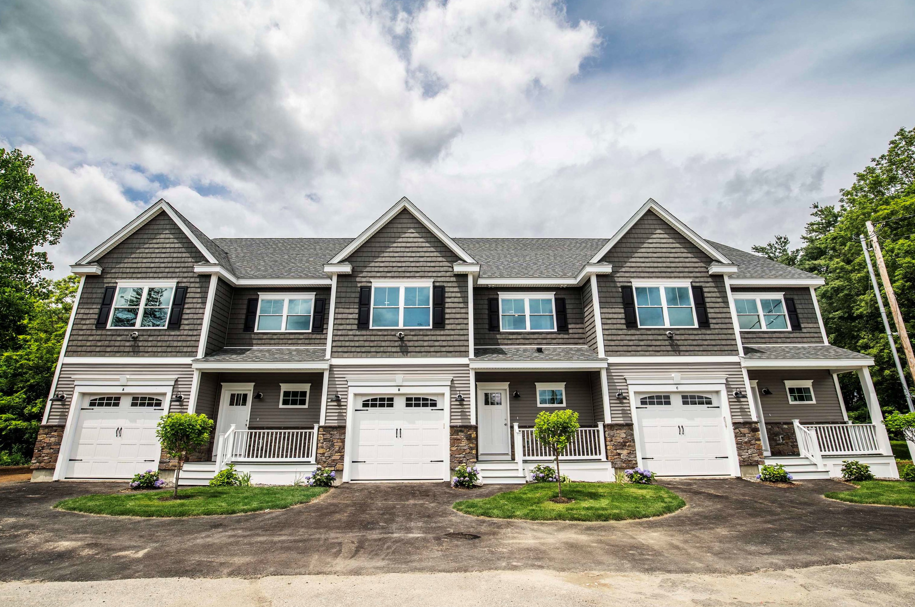 50 Newfields Rd #a, Kensington, NH 03833