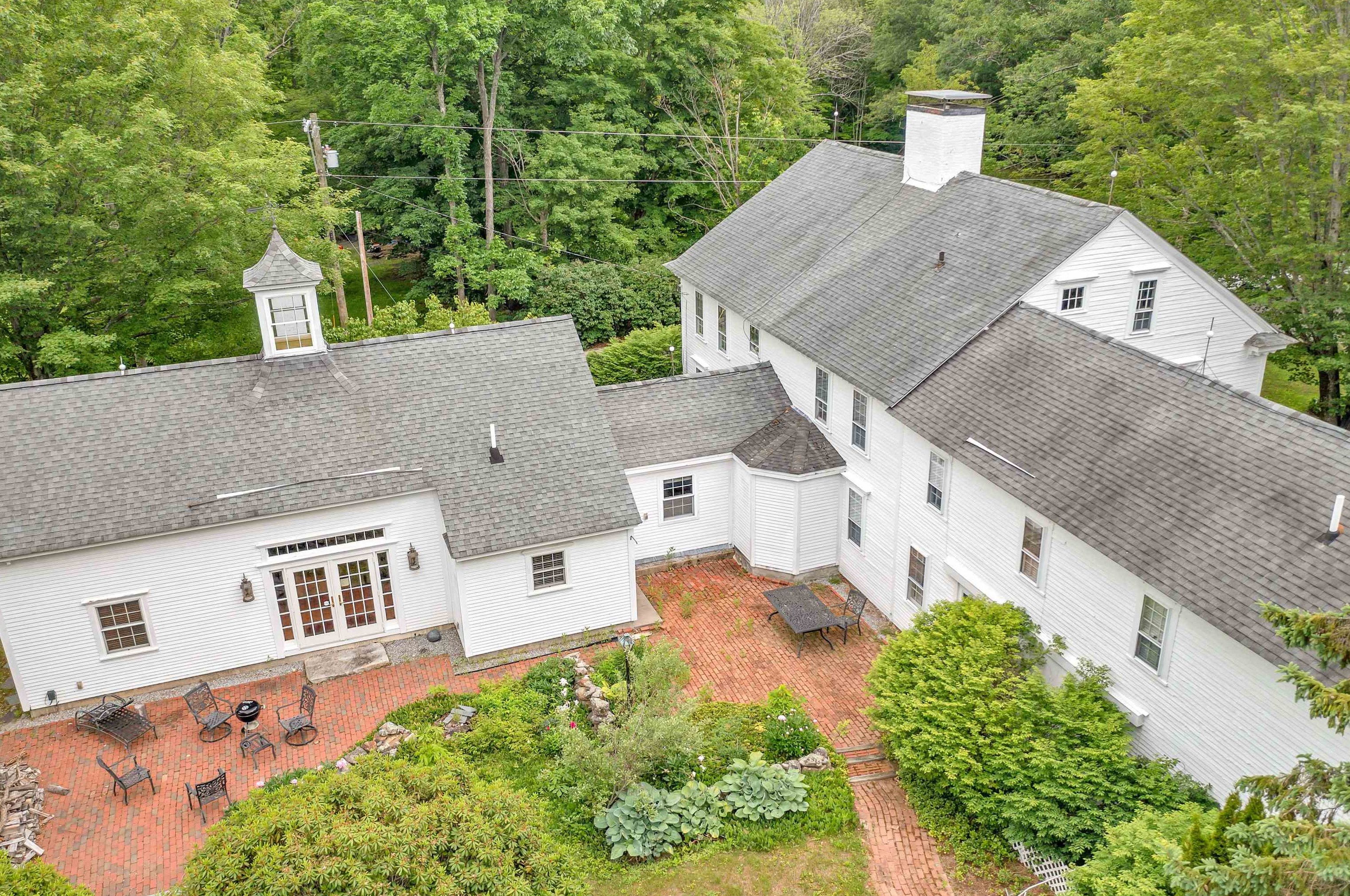 671 E Deering Rd, Hillsboro, NH 03244