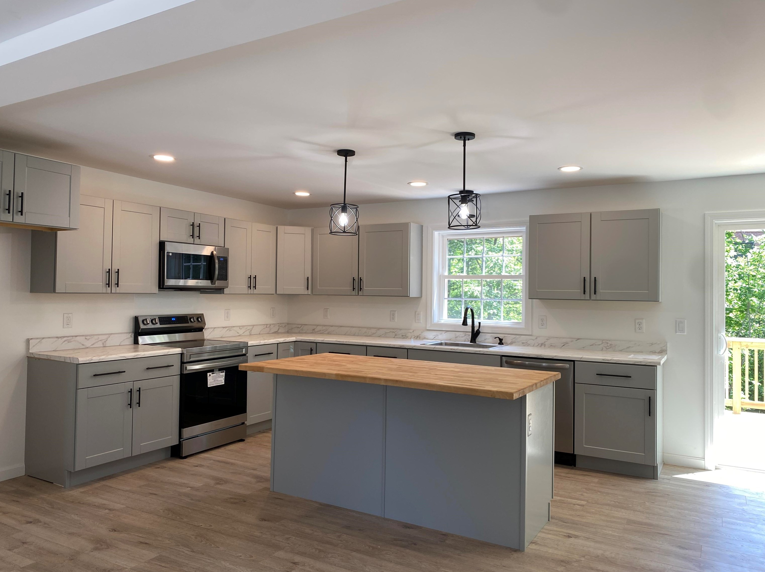 11 Temple Rd, New Ipswich, NH 03071