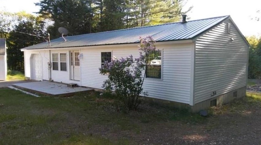 187 Oak Hill Rd, Tilton, NH 03276