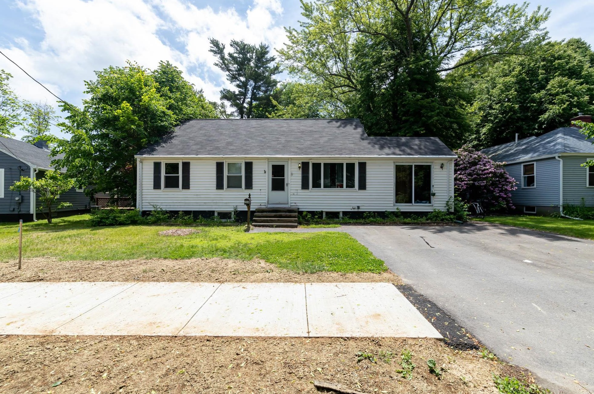 234 Colonial Dr, Portsmouth, NH 03801