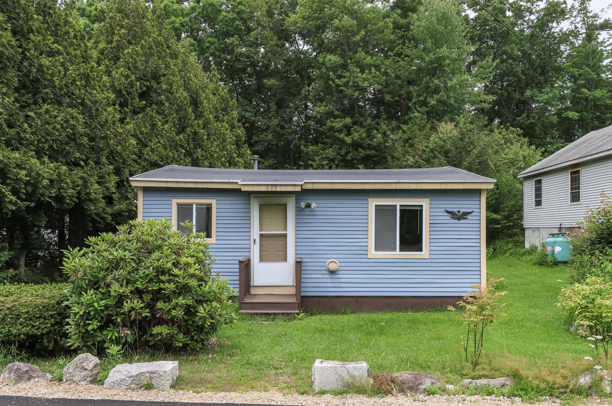 605 Chases Grove Rd, Derry, NH 03038