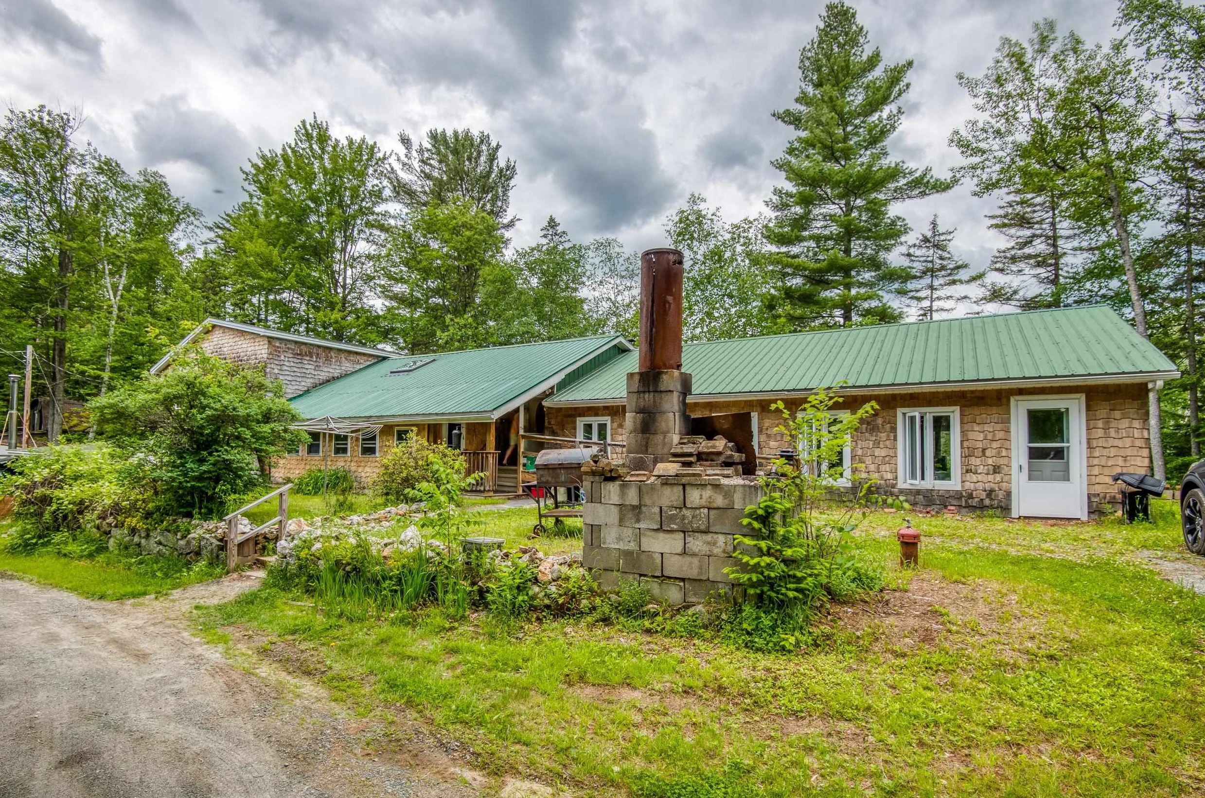 287 Side River Rd, Dummer, NH 03588-3505