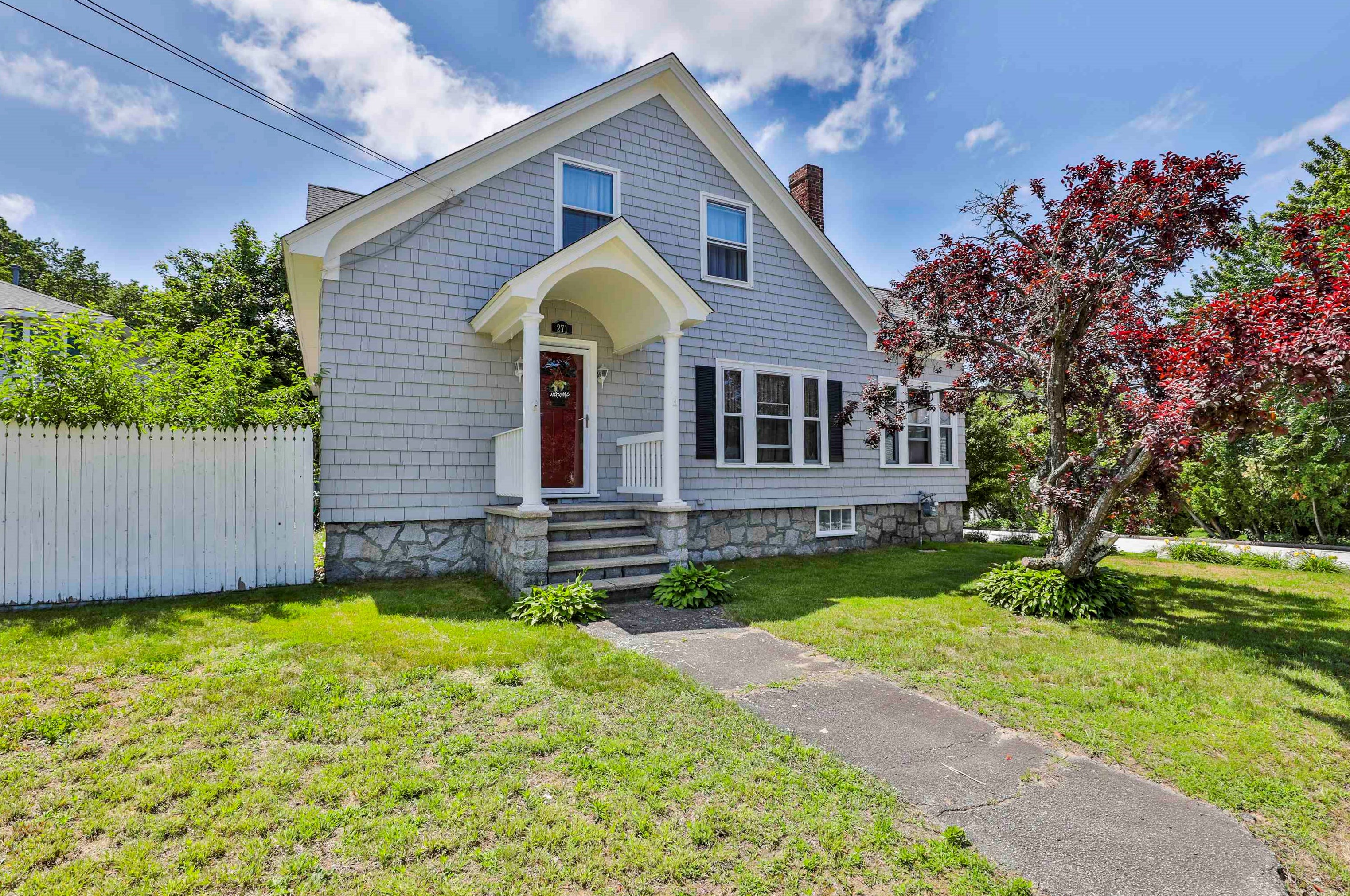 271 Vinton St, Manchester, NH 03103