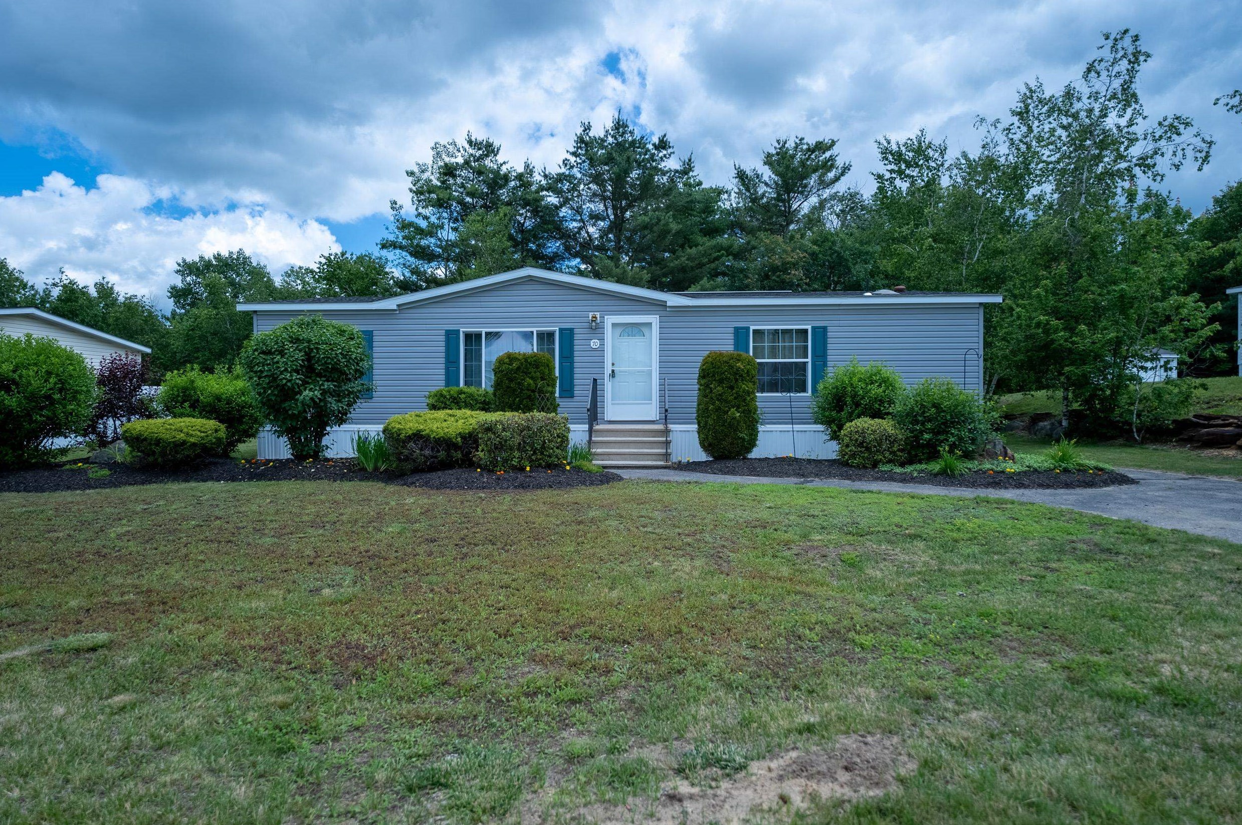 70 Seneca St, Rochester, NH 03867
