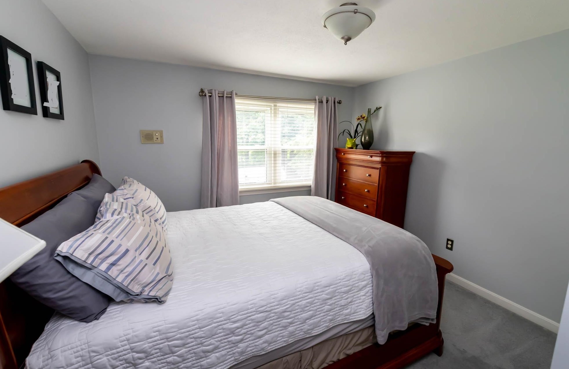 123 Baboosic Lake Rd, Merrimack NH 03054-3522 exterior