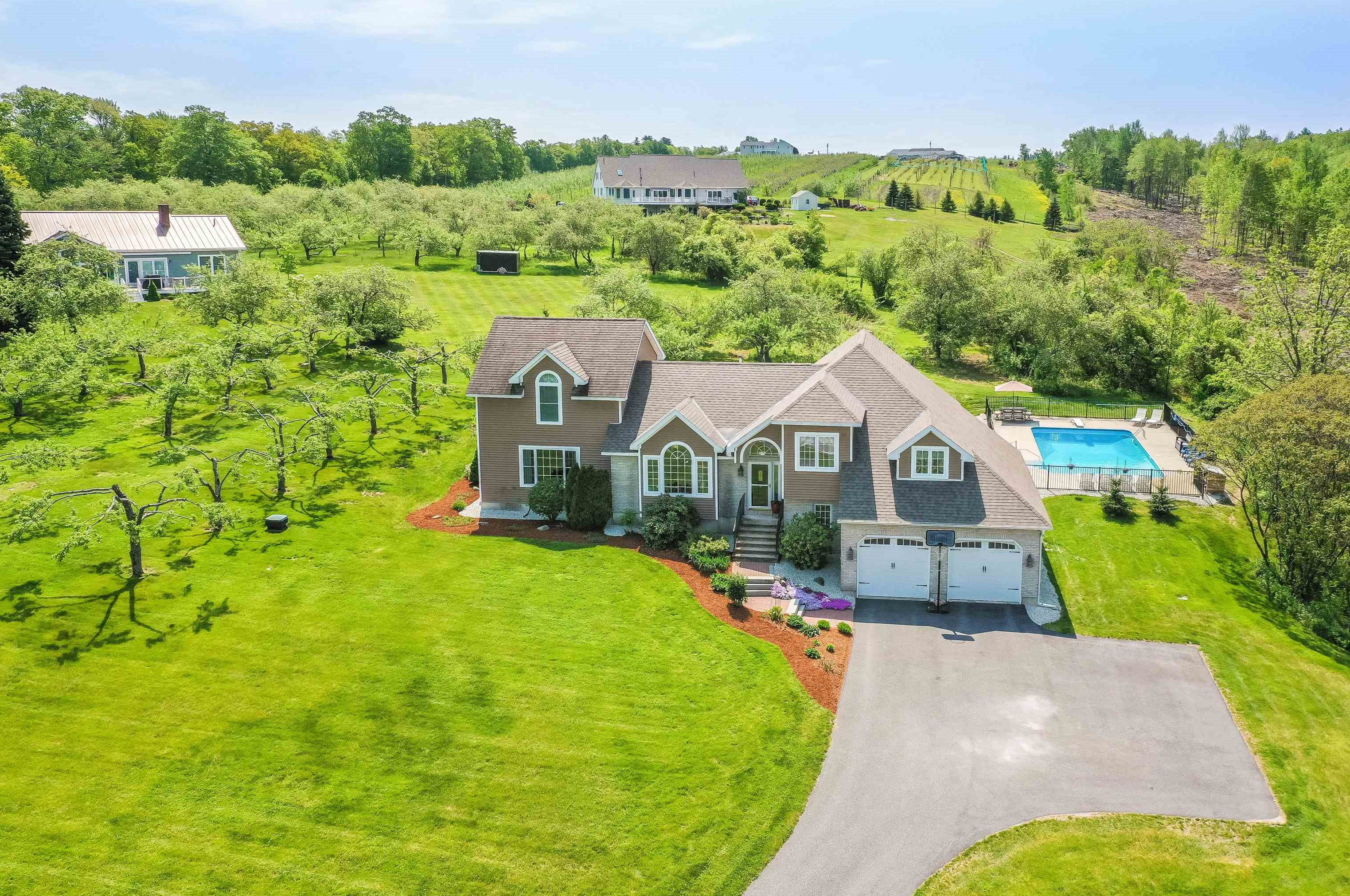 75 W Parish Rd, Concord, NH 03301
