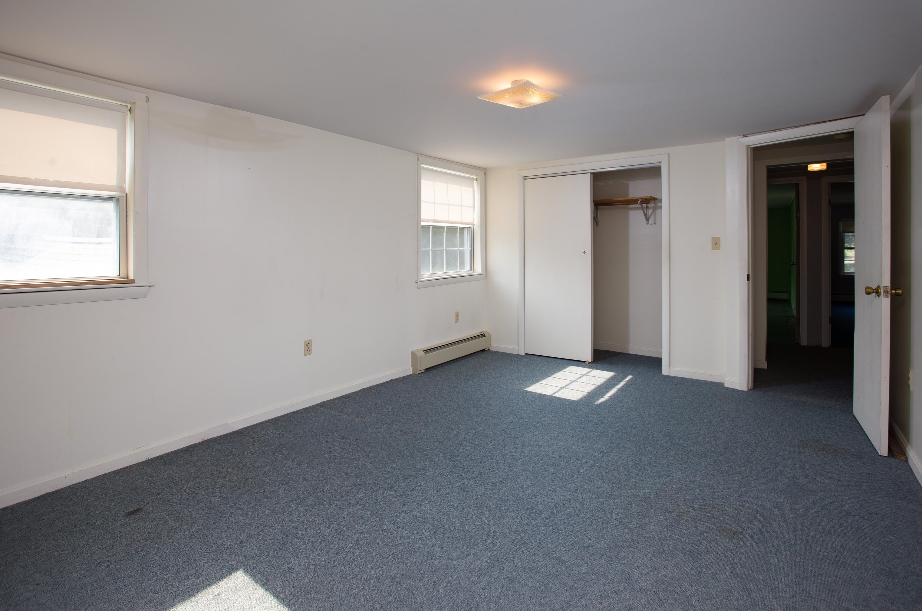 79 Phillip St, Manchester NH 03102 exterior