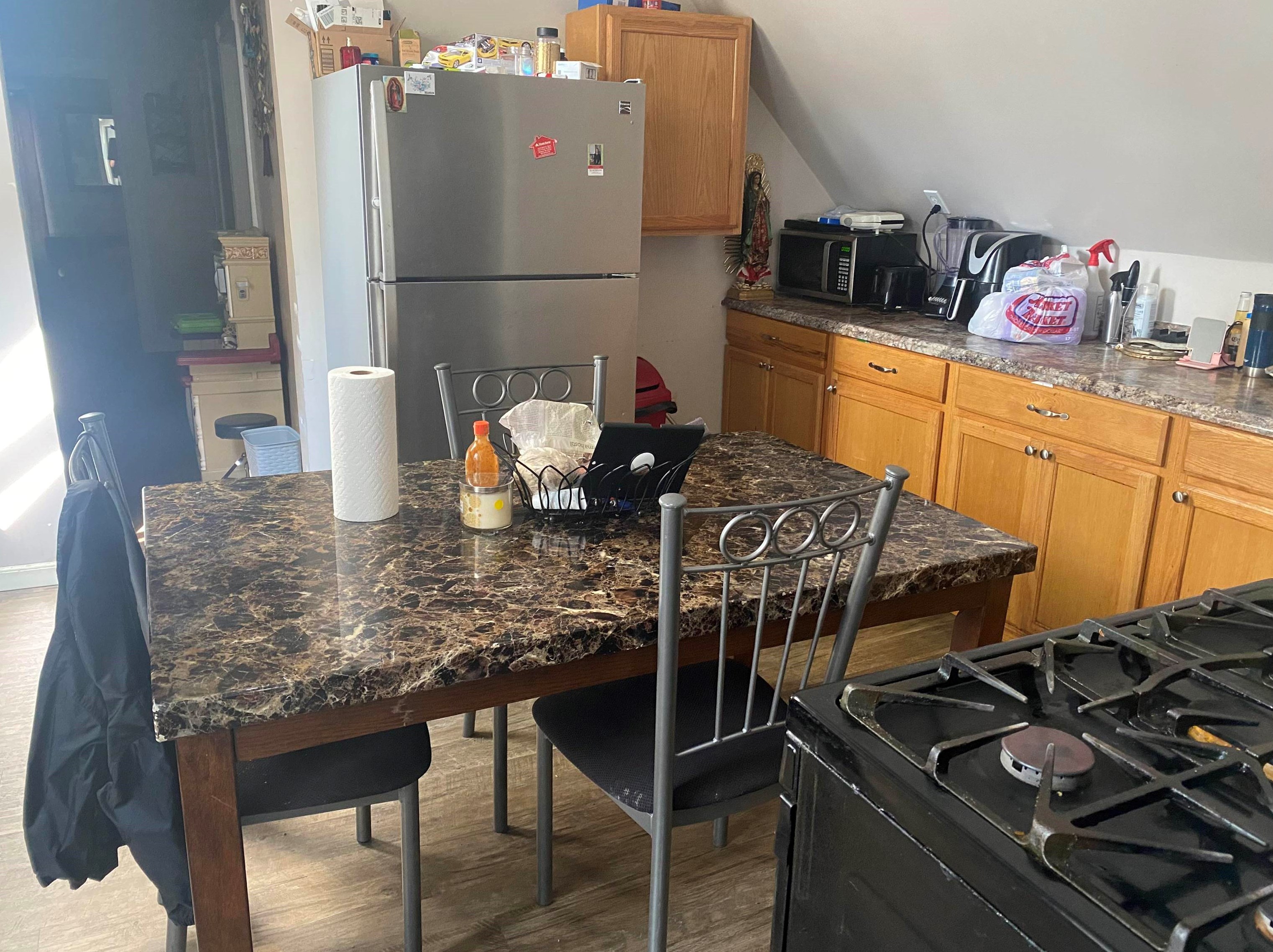 21 Elm St, Manchester NH 03101-2716 exterior