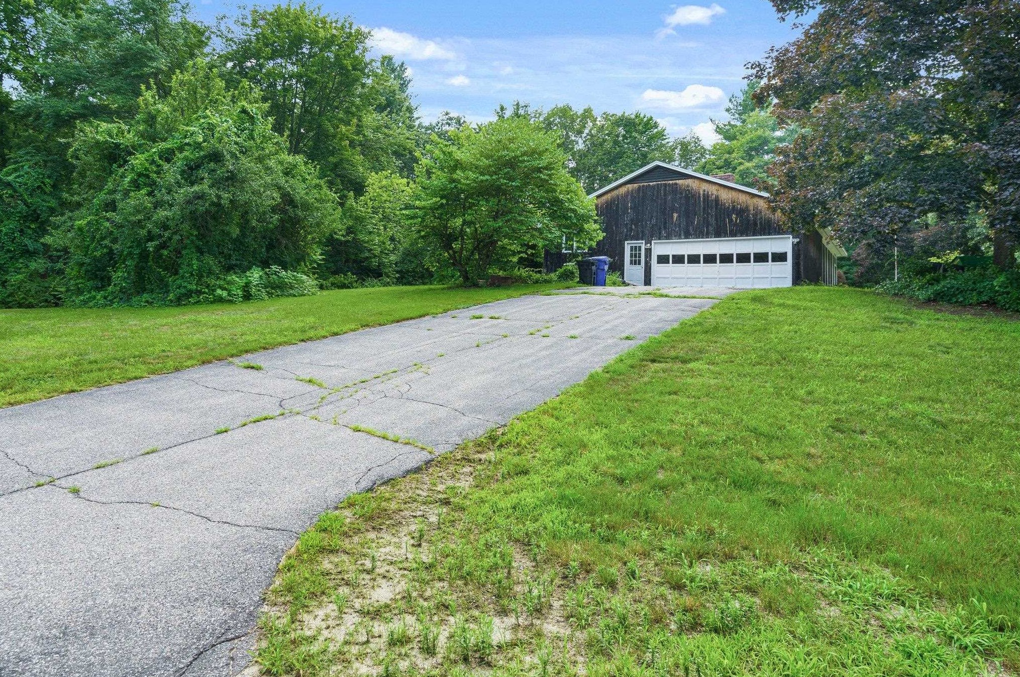 2 Fairway Dr, Hudson, NH 03051 MLS 4962451 Coldwell Banker