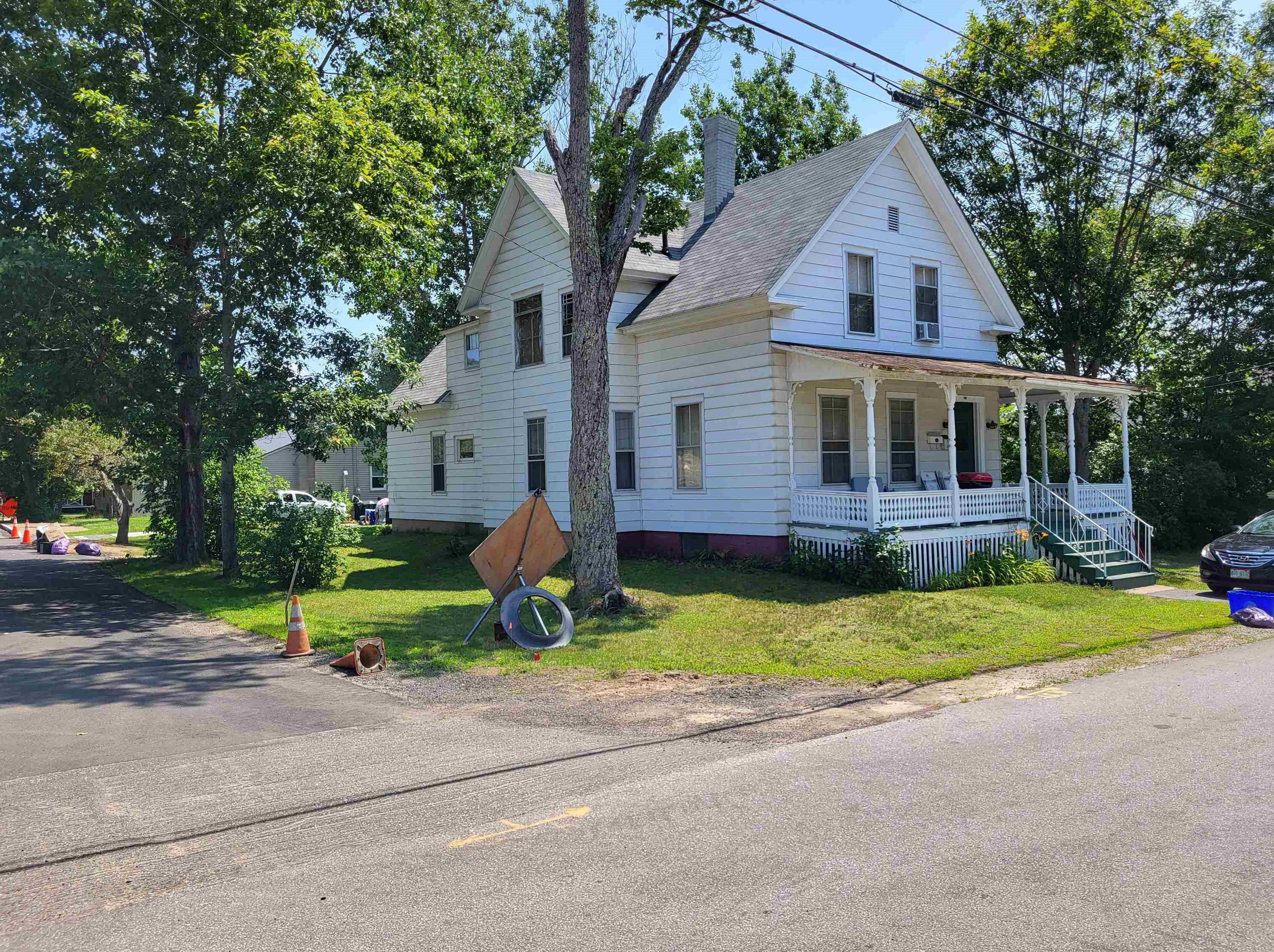 89 High St, Concord, NH 03303