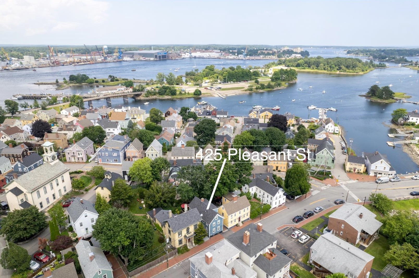 425 Pleasant St, Portsmouth, NH 03801