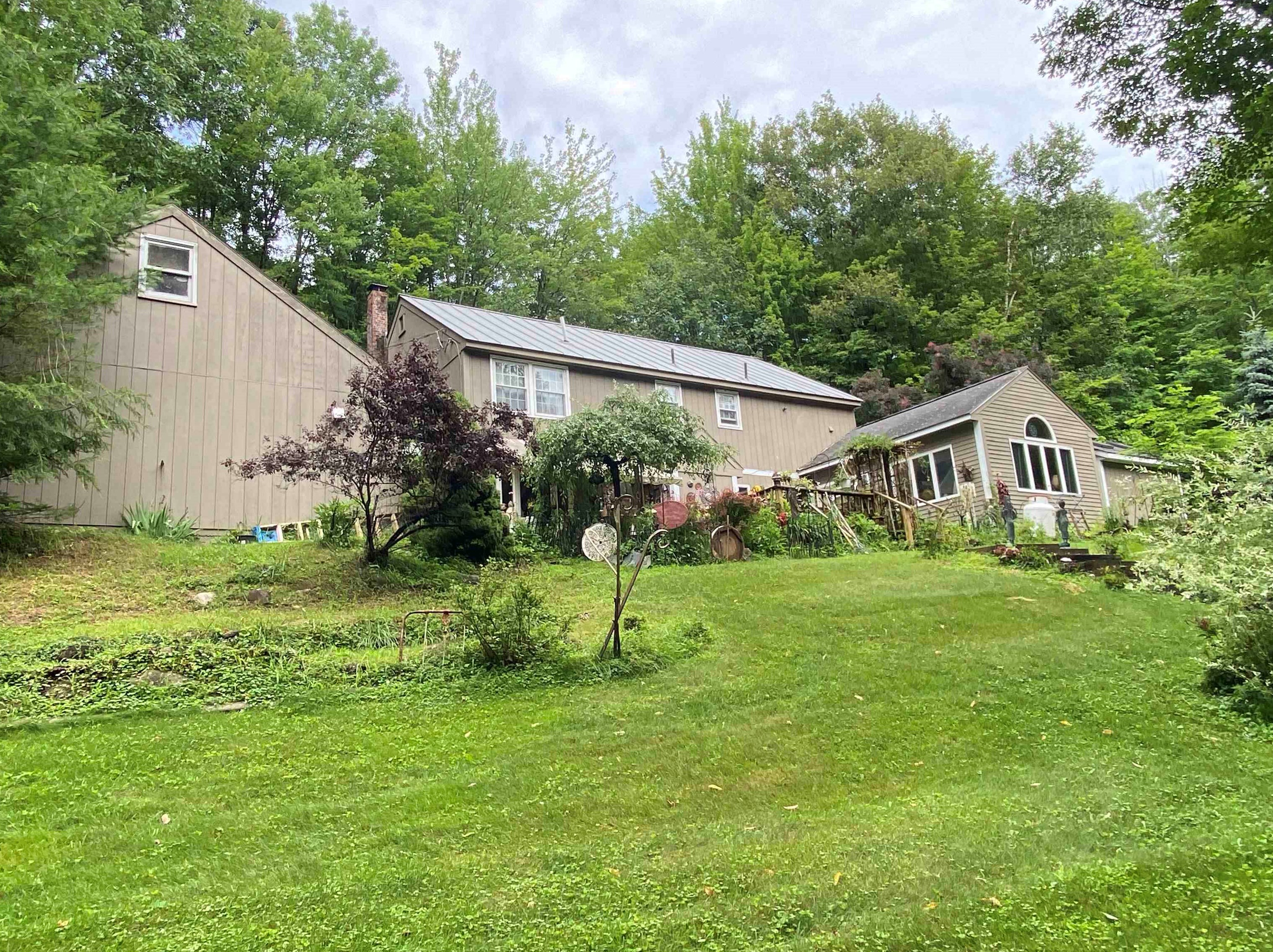 36 Foliage View Rd, Lebanon, NH 03766 exterior