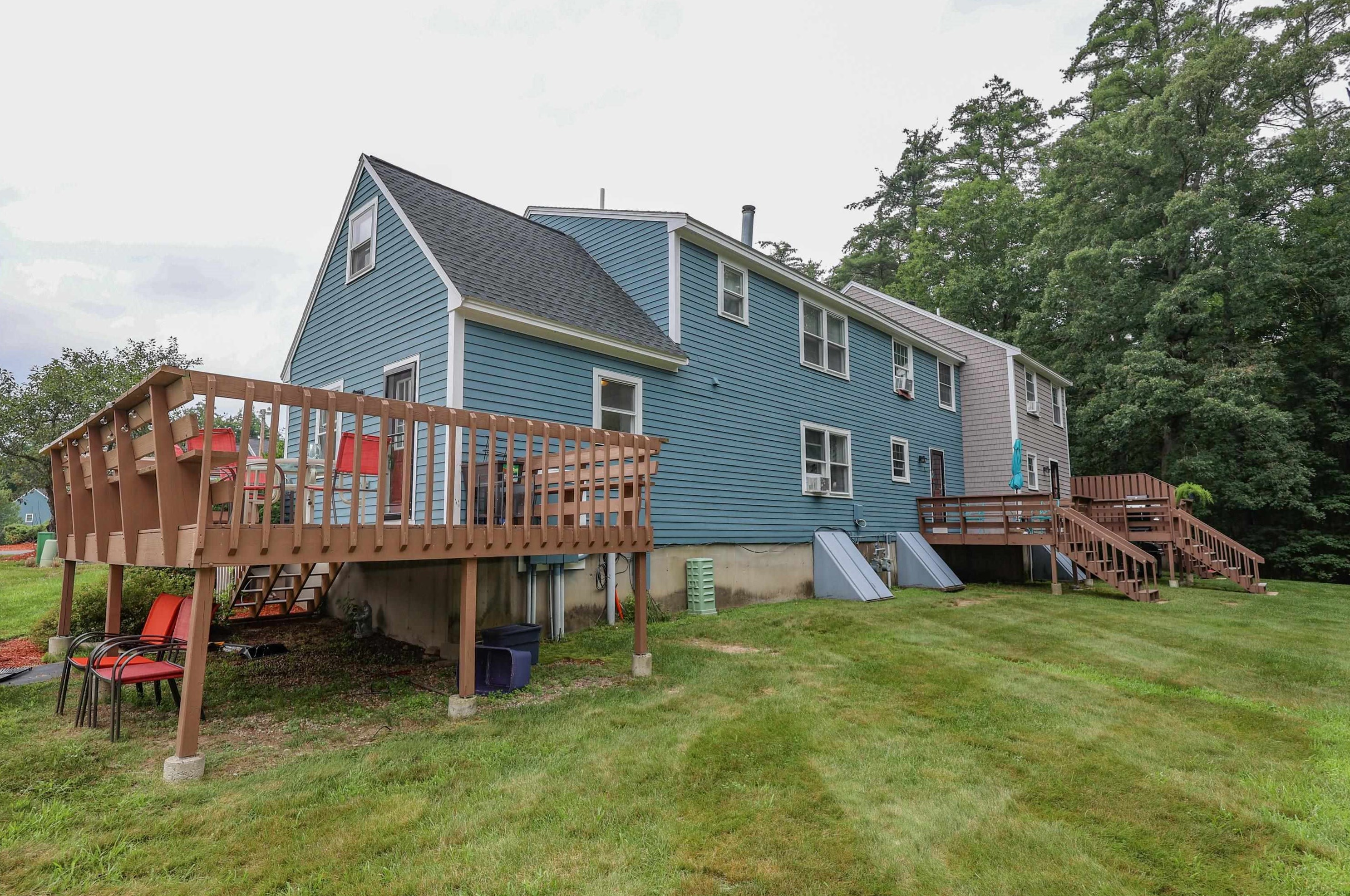 35 Donovan Ct, Merrimack NH 03054-6220 exterior