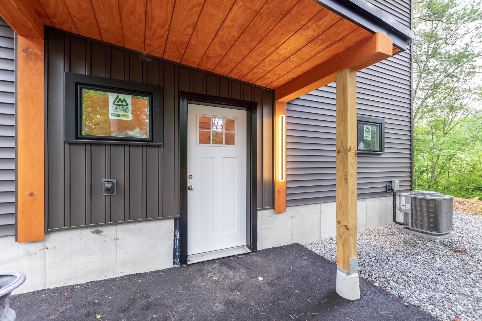 426 Daniel Webster Hwy, Meredith NH  03253-6209 exterior
