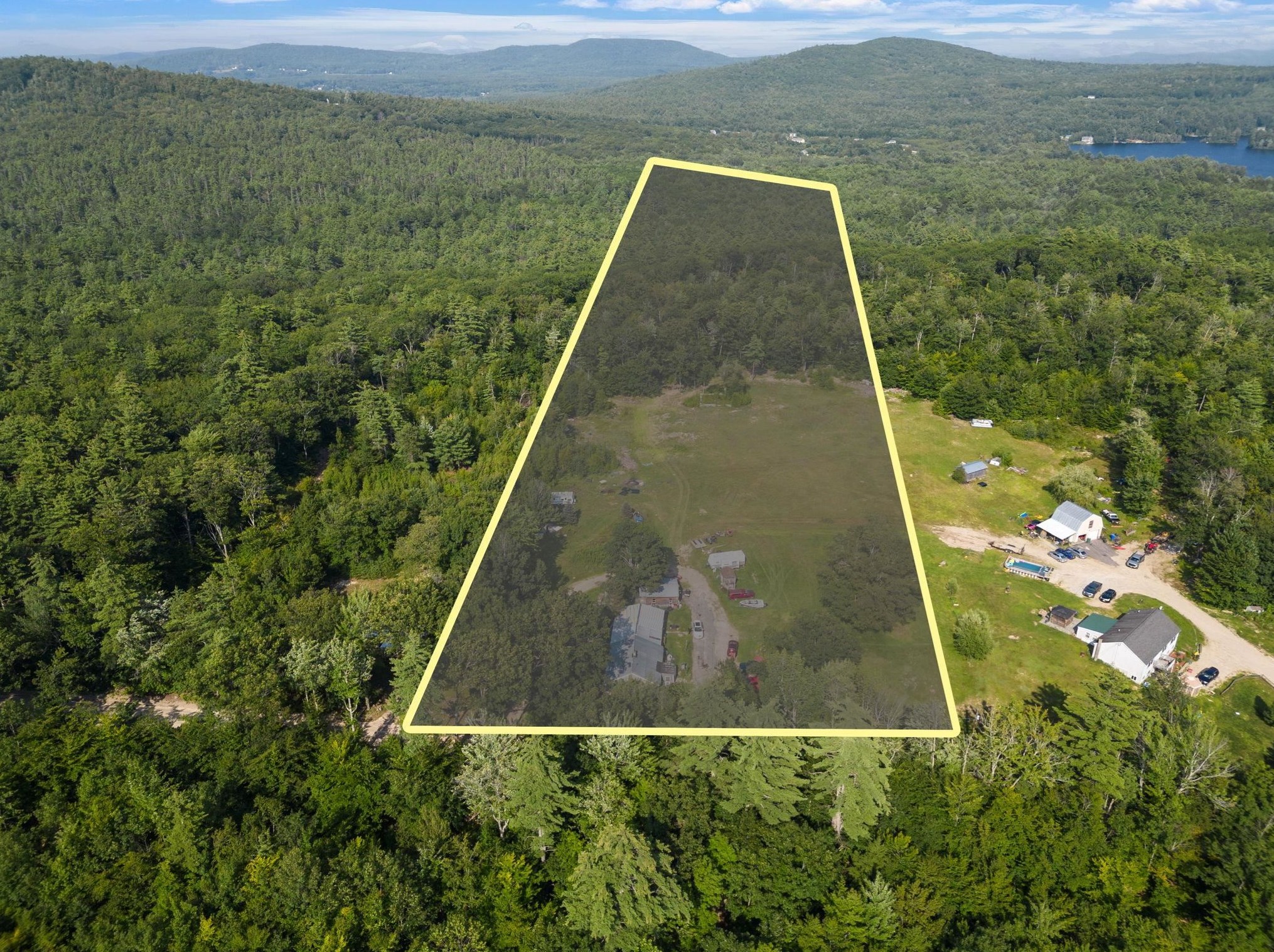 450 Leighton Corner Rd, Wakefield, NH 03872-3353