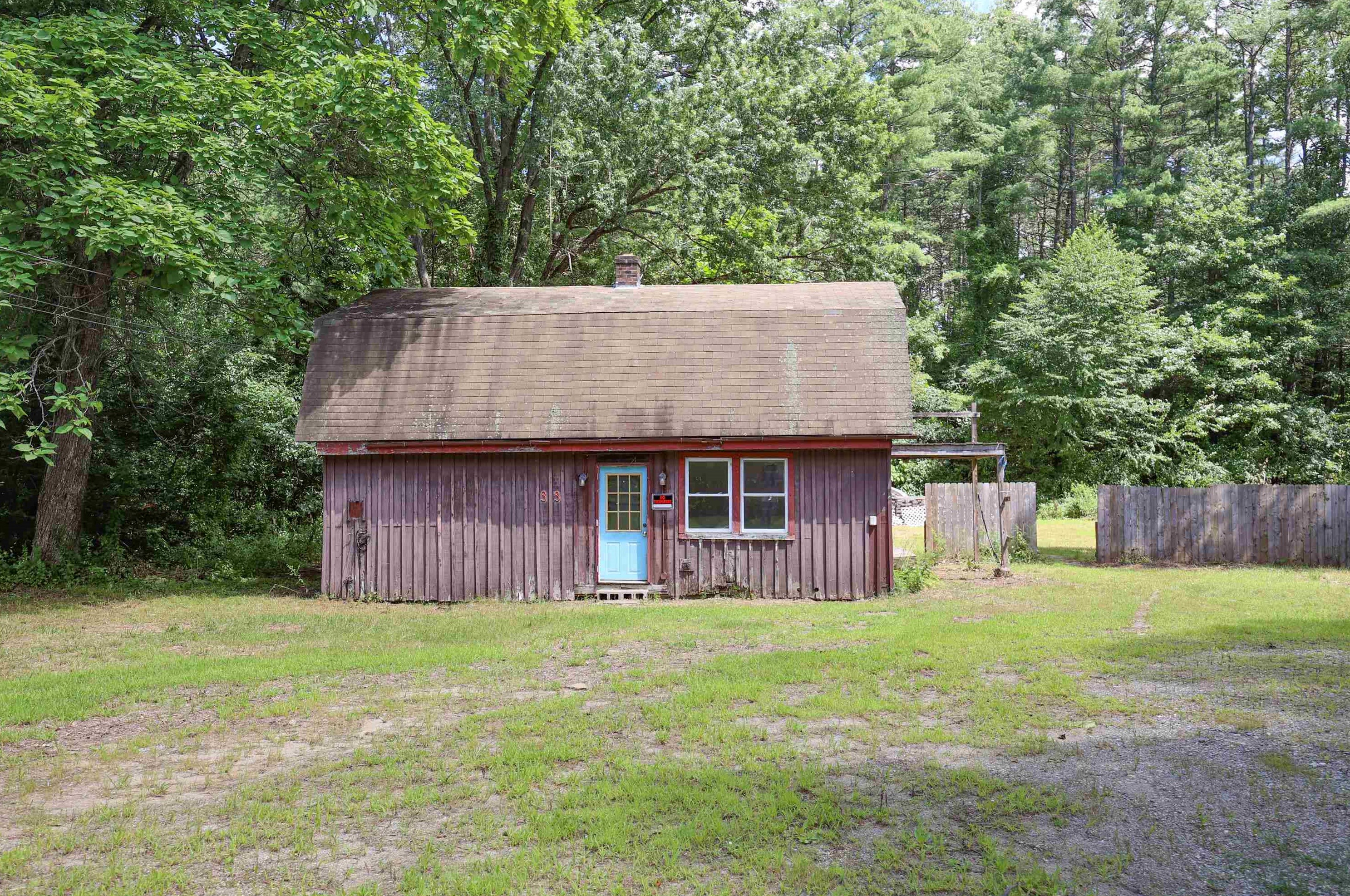 33 Oak Hill Rd, Hinsdale, NH 03451