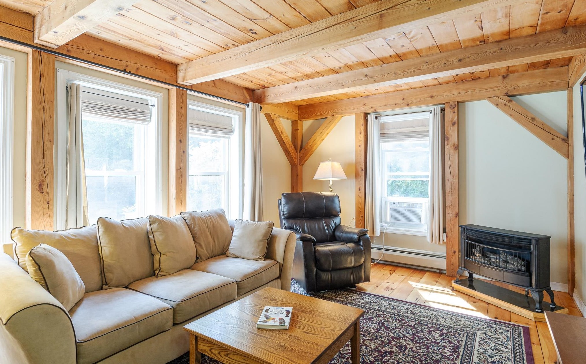 186 Partridgeberry Ln, Swanzey Center NH  03446-3706 exterior