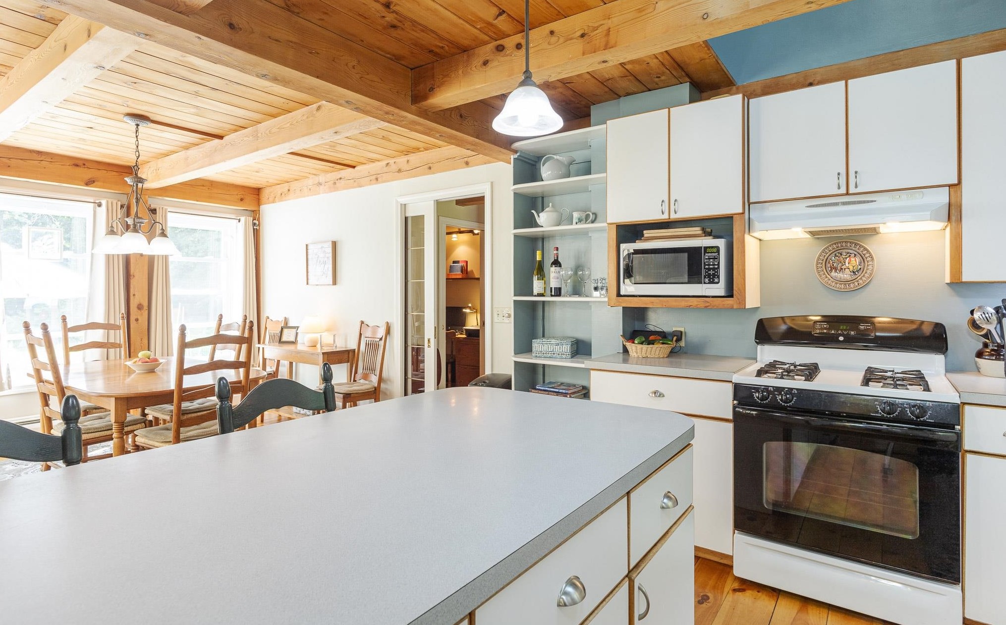 186 Partridgeberry Ln, Swanzey Center NH  03446-3706 exterior