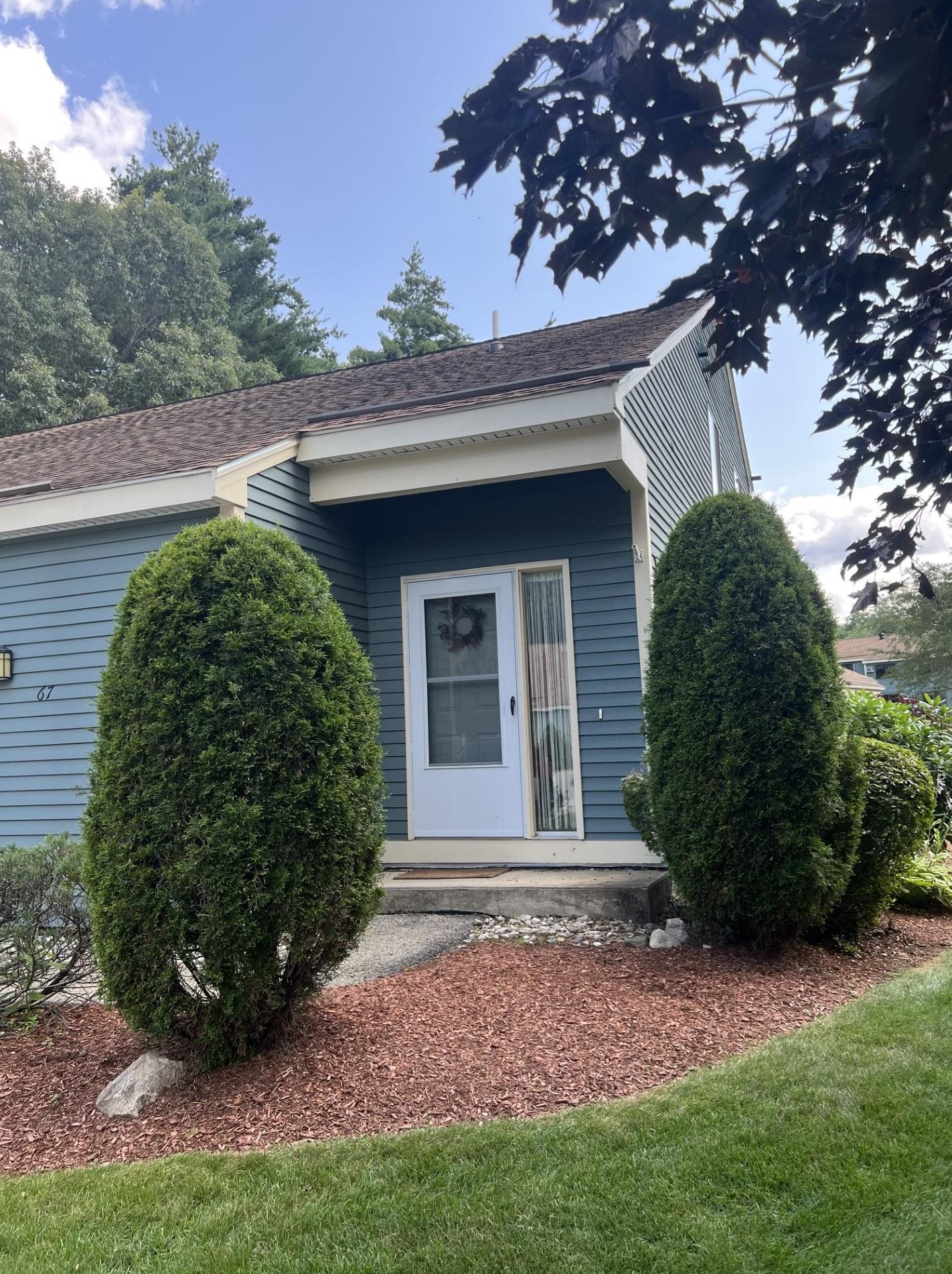 67 Indian Rock Rd, Merrimack, NH 03054-3295