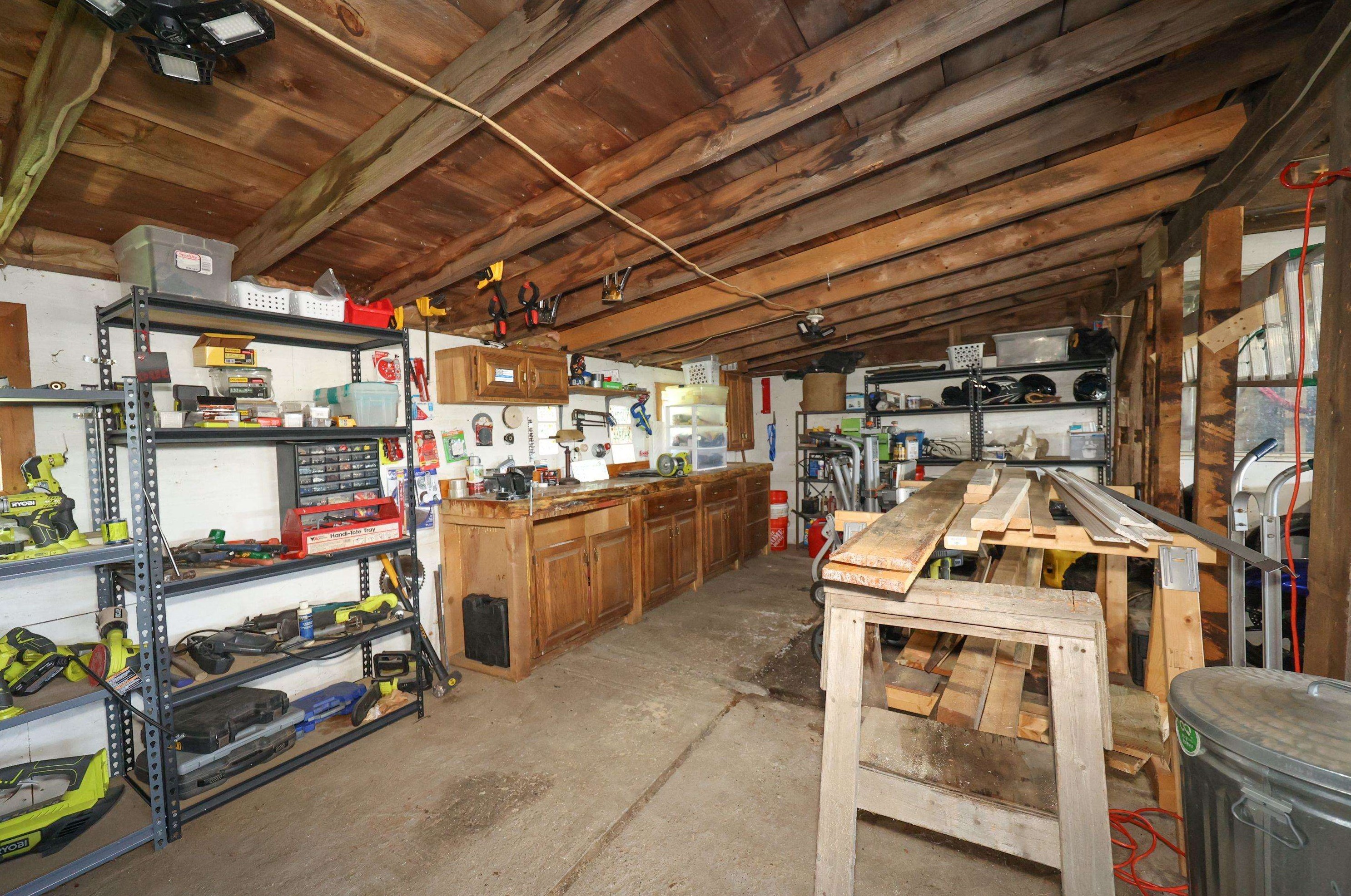 146 Barnstead Rd, Pittsfield NH  03263-3102 exterior