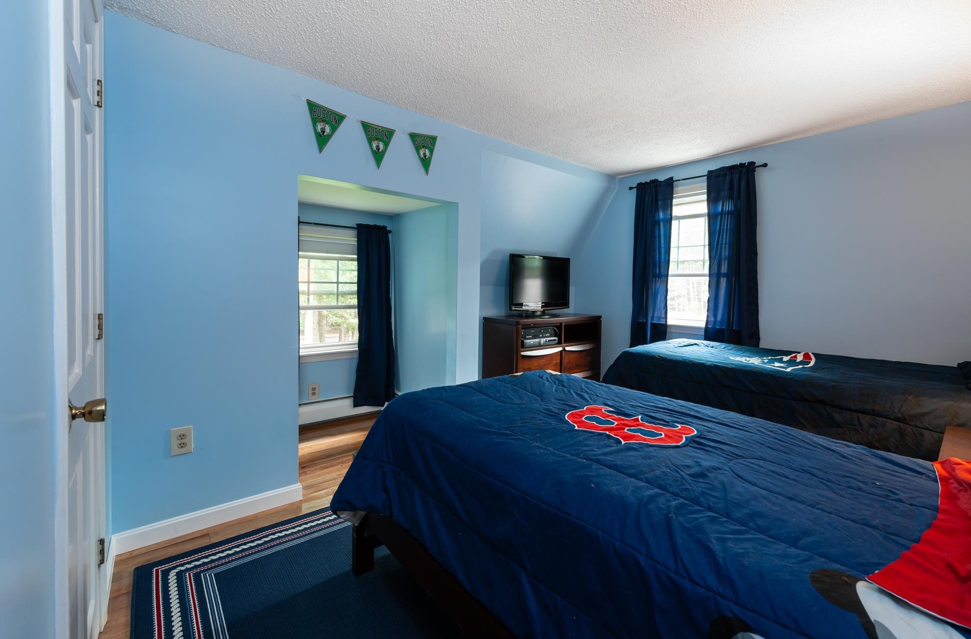 30 Beebe Ln, Merrimack NH 03054-2945 exterior