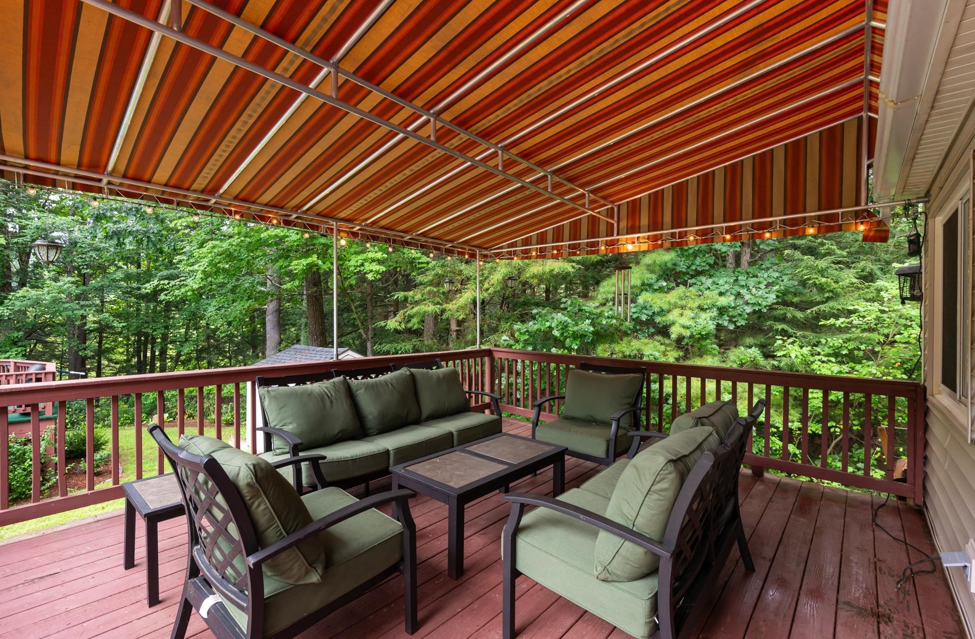 30 Beebe Ln, Merrimack NH 03054-2945 exterior