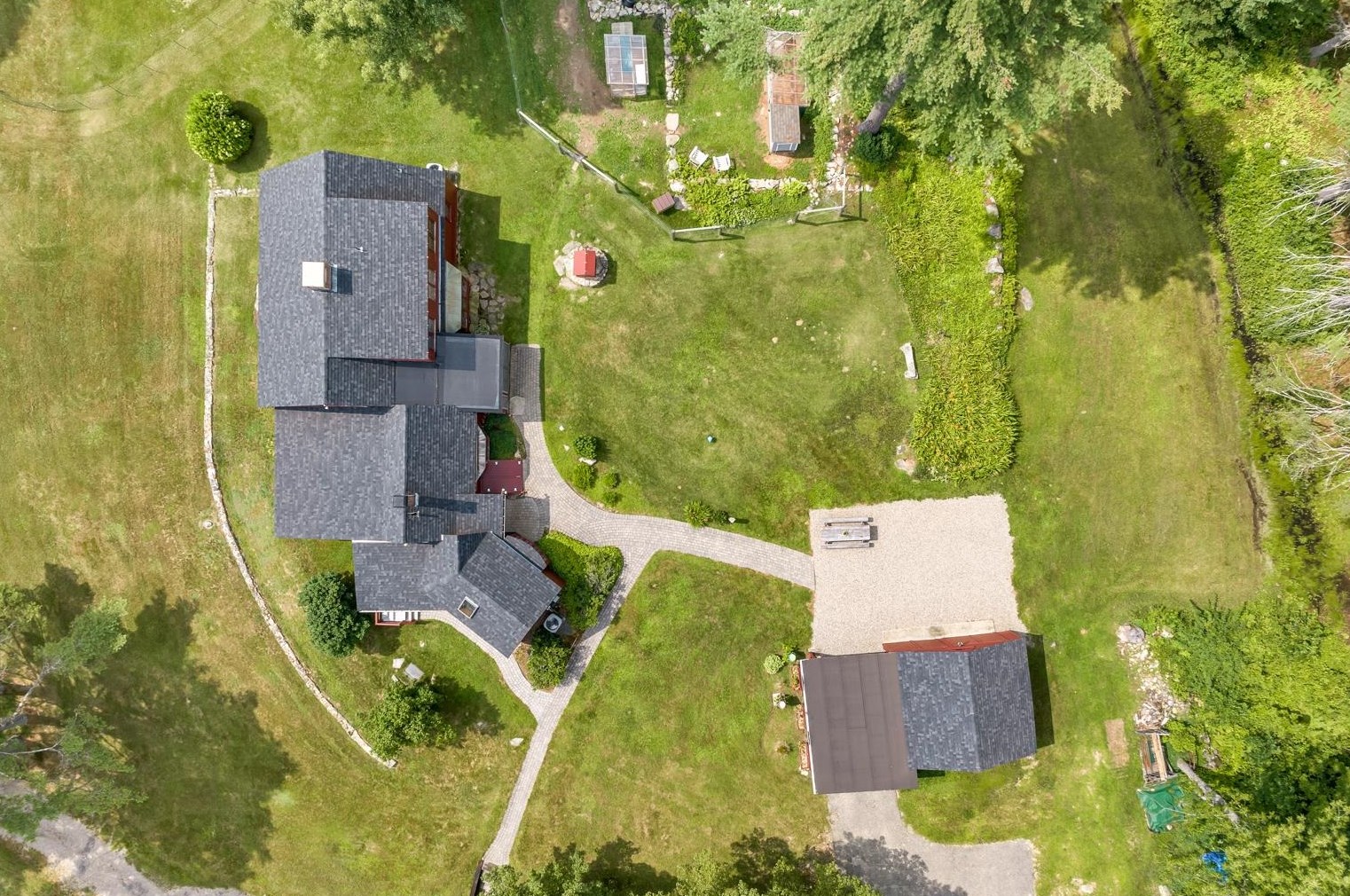 319 Pork Hill Rd, Tuftonboro, NH 03894-4524
