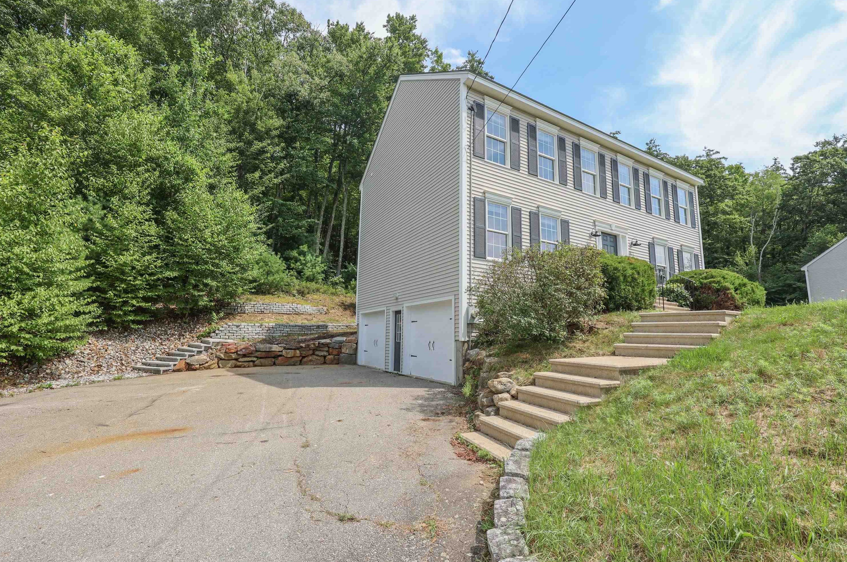 222 Badger Hill Dr, Milford, NH 03055 exterior