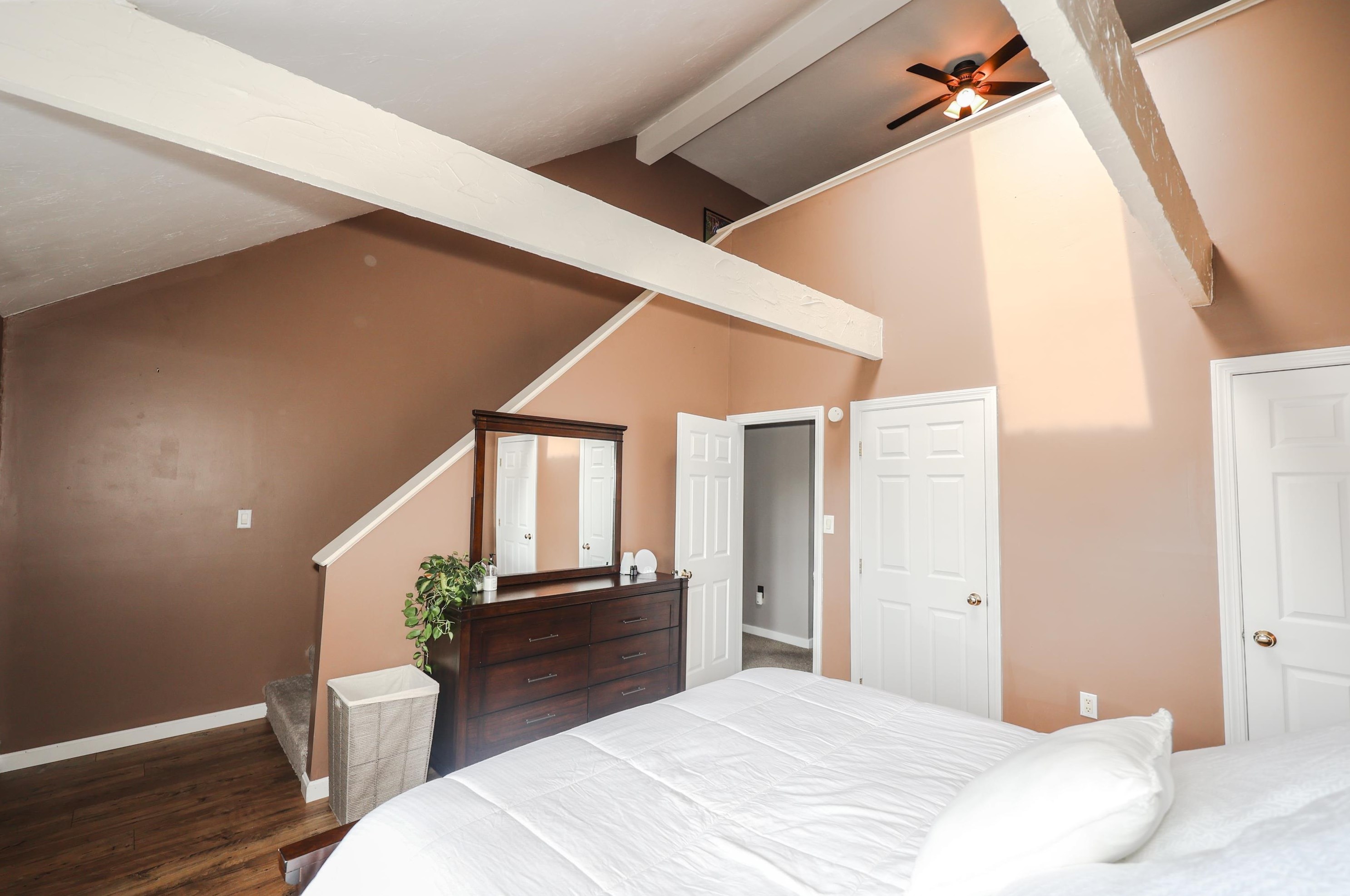 307 Cir Rd, Manchester NH 03103-3182 exterior