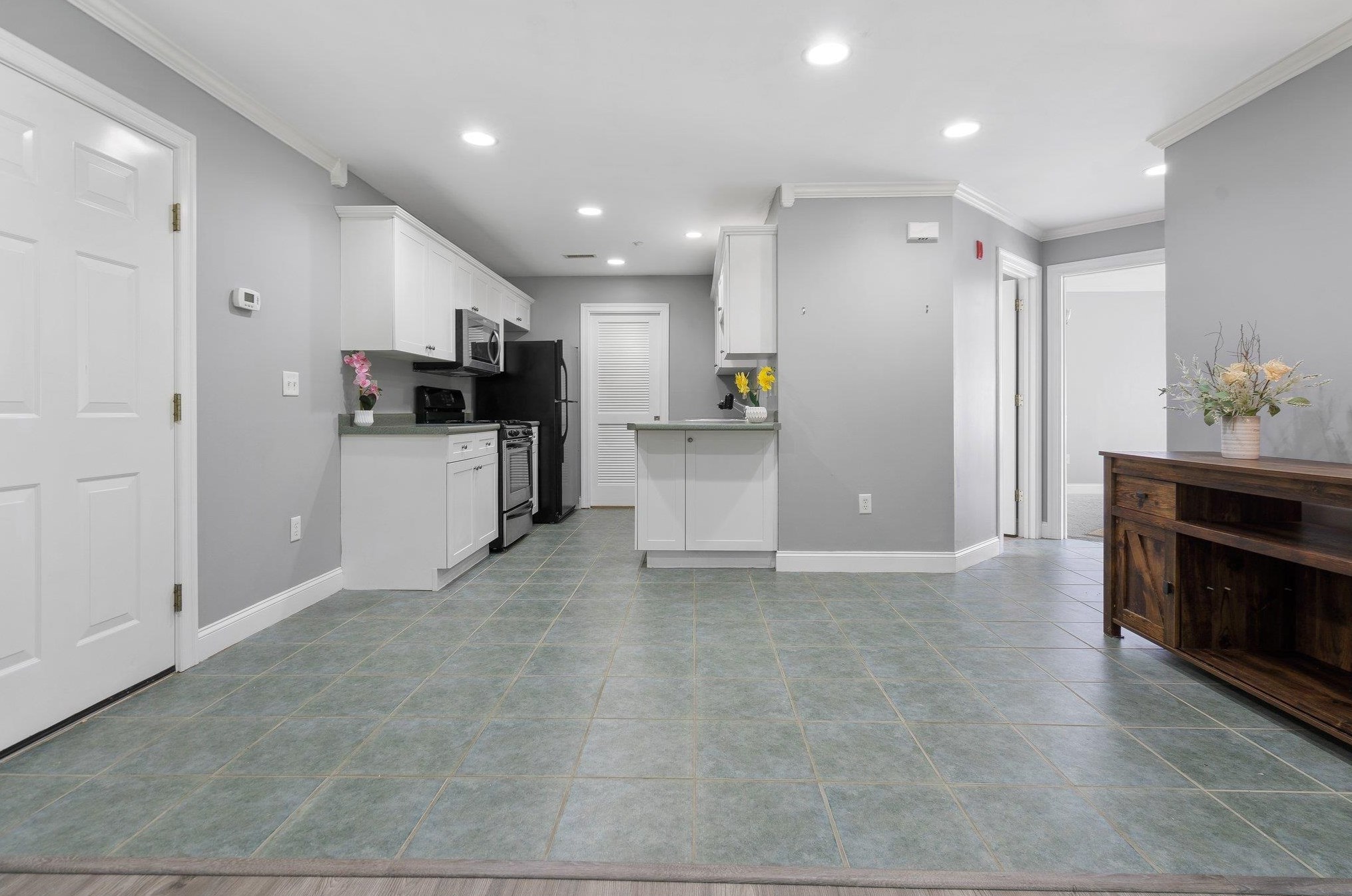 1 Maple Ridge Dr #109, Merrimack, NH 03054