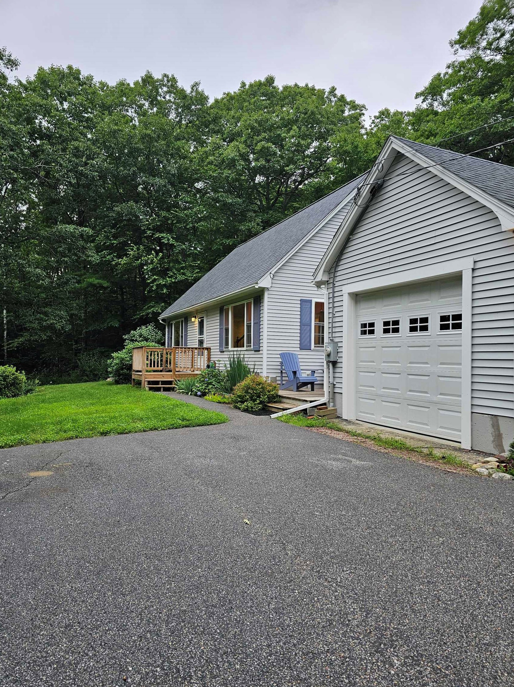 540 Catamount Rd, Pittsfield, NH 03263-3811
